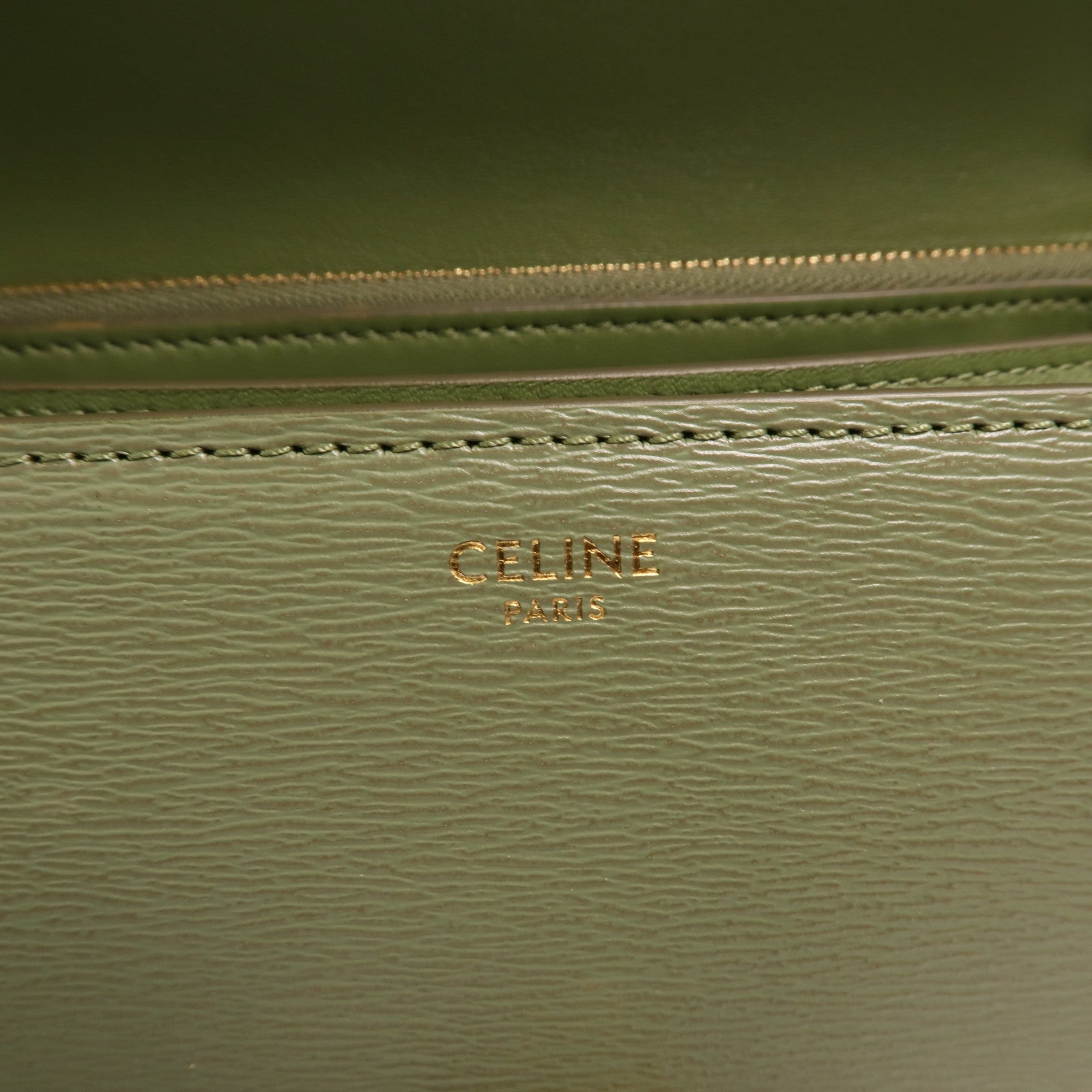CELINE 牛皮皮革Classic Box金扣肩背袋
