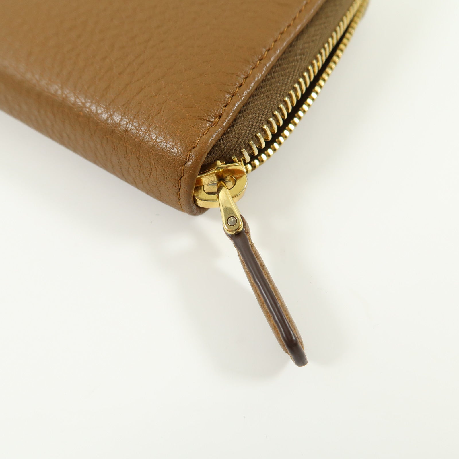 PRADA 牛皮皮革Zipper Long Round Wallet金扣長錢包啡色