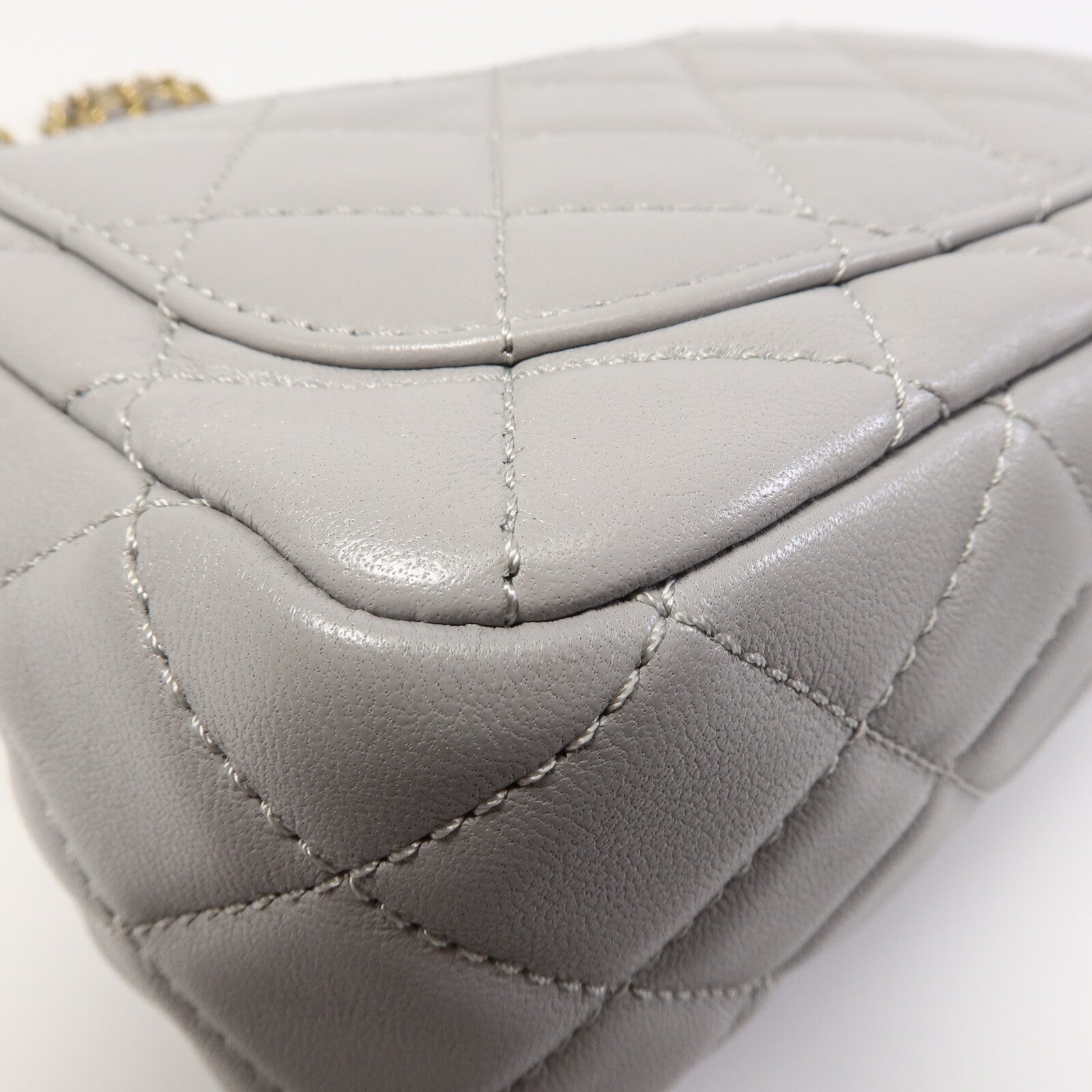 CHANEL 羊皮皮革Classic 17 Goldball鏈帶肩背袋