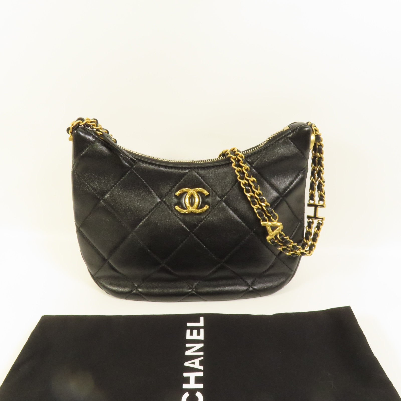 CHANEL 牛皮皮革Hobo金扣肩背袋