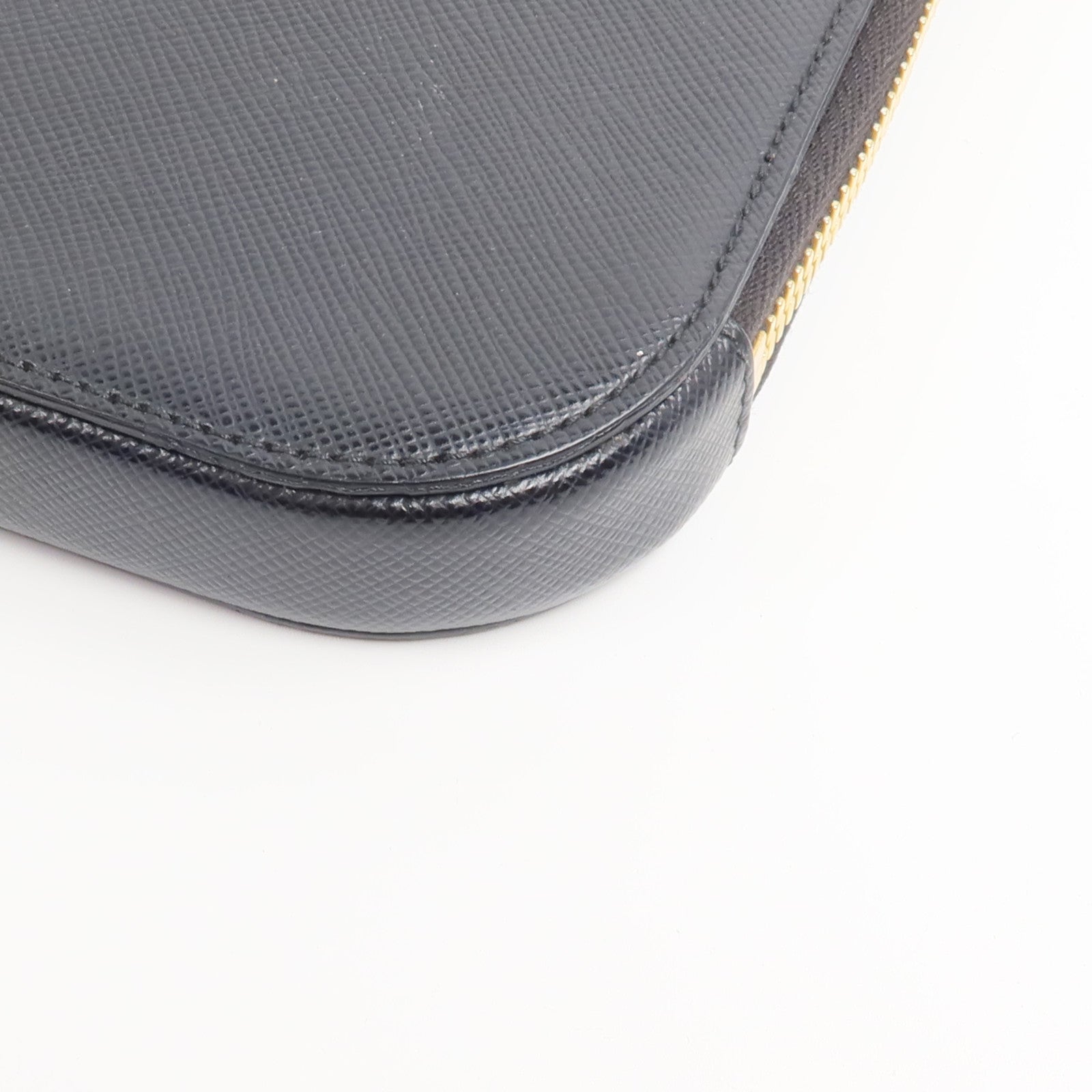 PRADA Saffiano皮革Phone Pouch手機袋