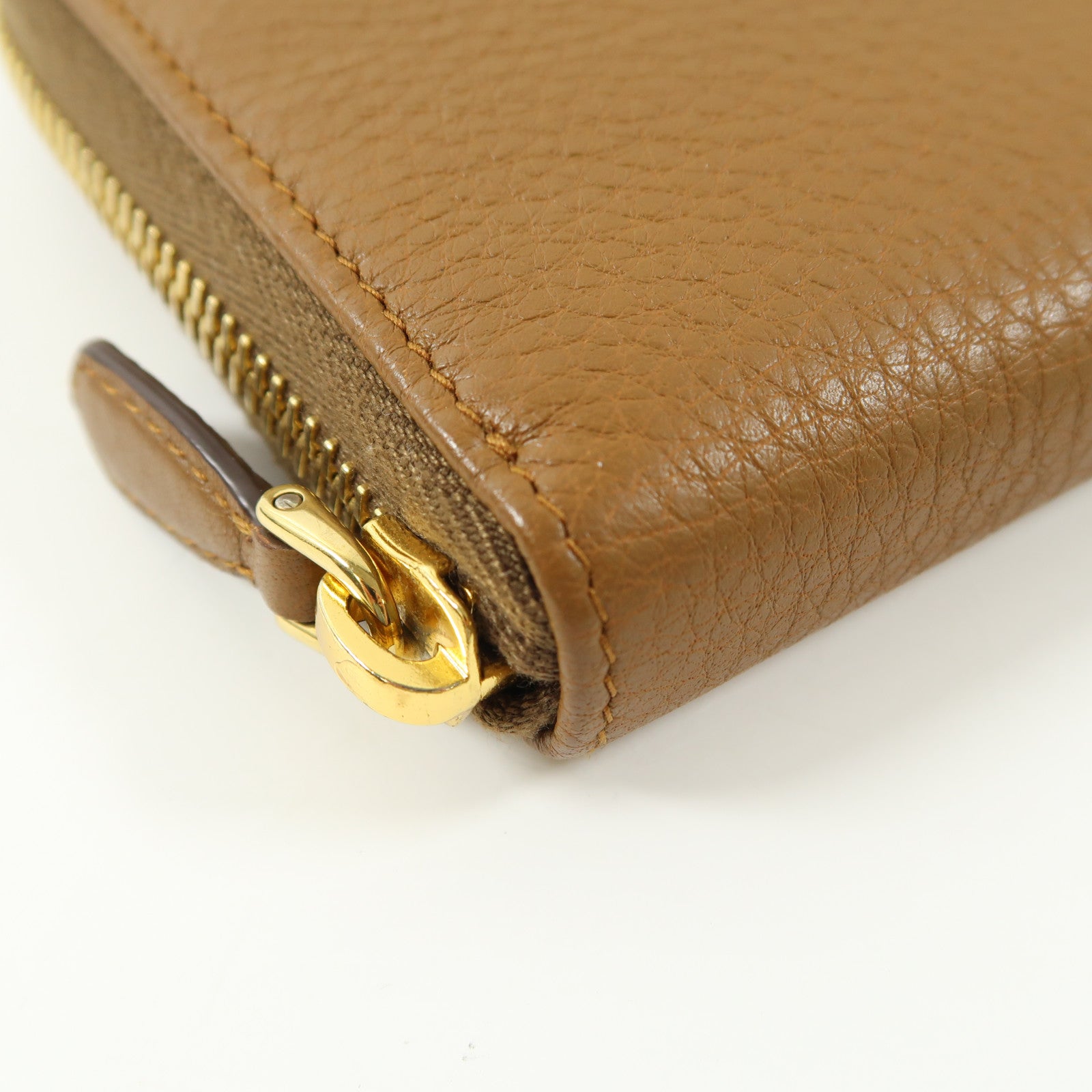 PRADA 牛皮皮革Zipper Long Round Wallet金扣長錢包啡色