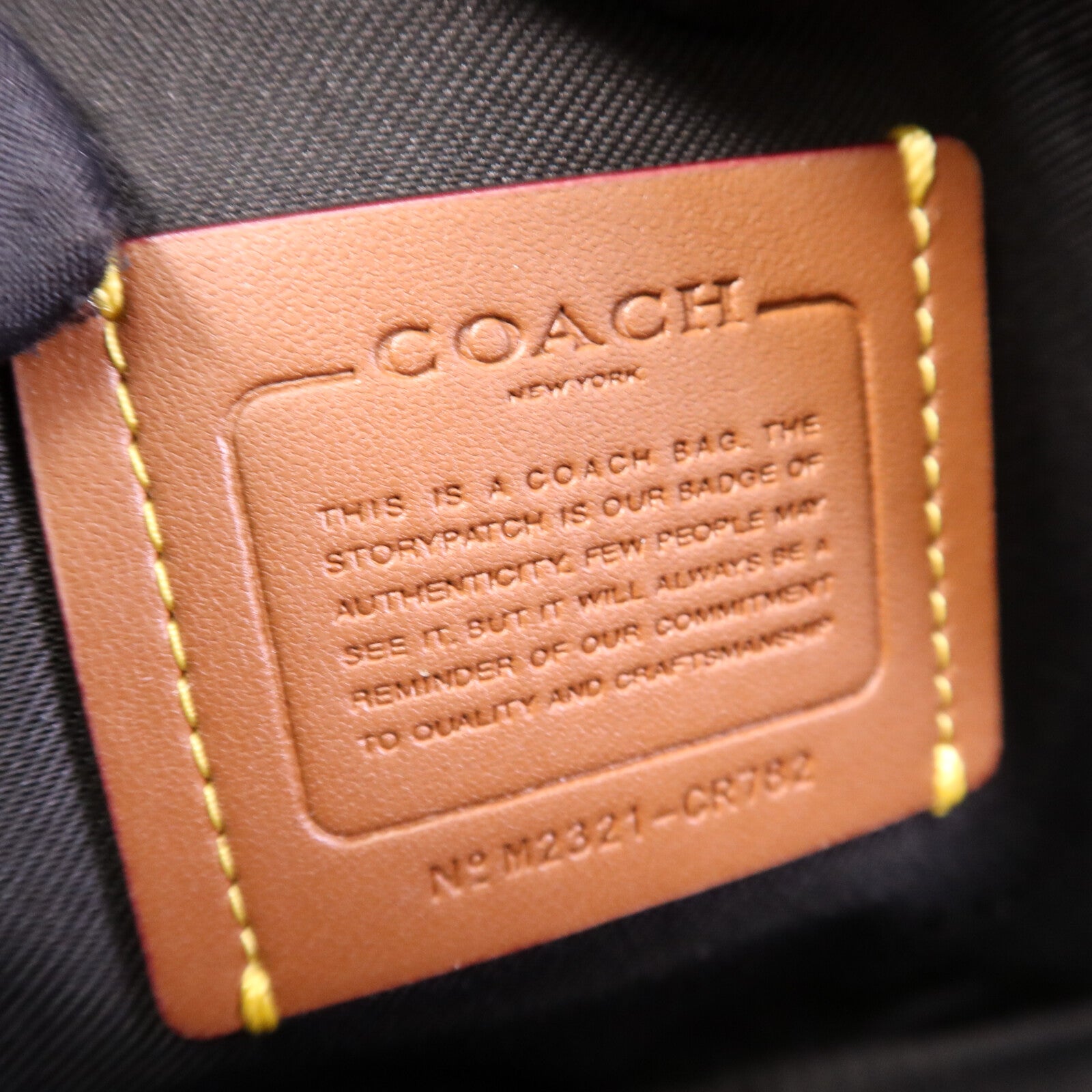 COACH 牛皮皮革Shoulder Bag肩背袋