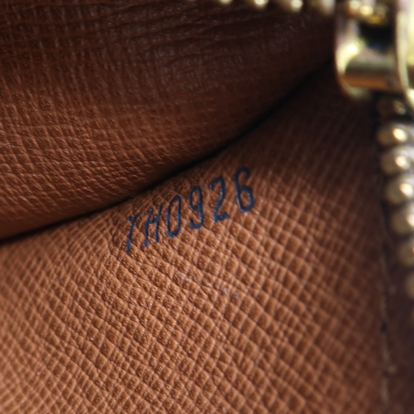 LOUIS VUITTON Monogram Papillon金扣手挽袋棕色