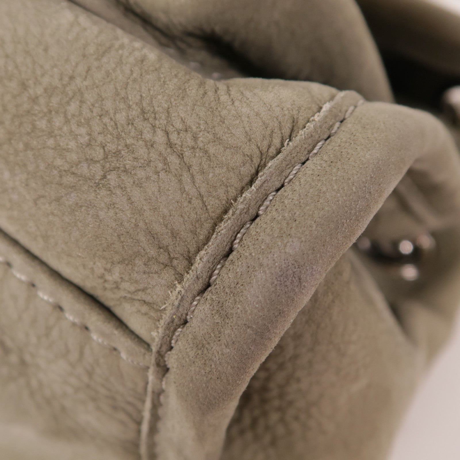 CHANEL 麂皮皮革Flat Bag銀扣鏈帶肩背袋