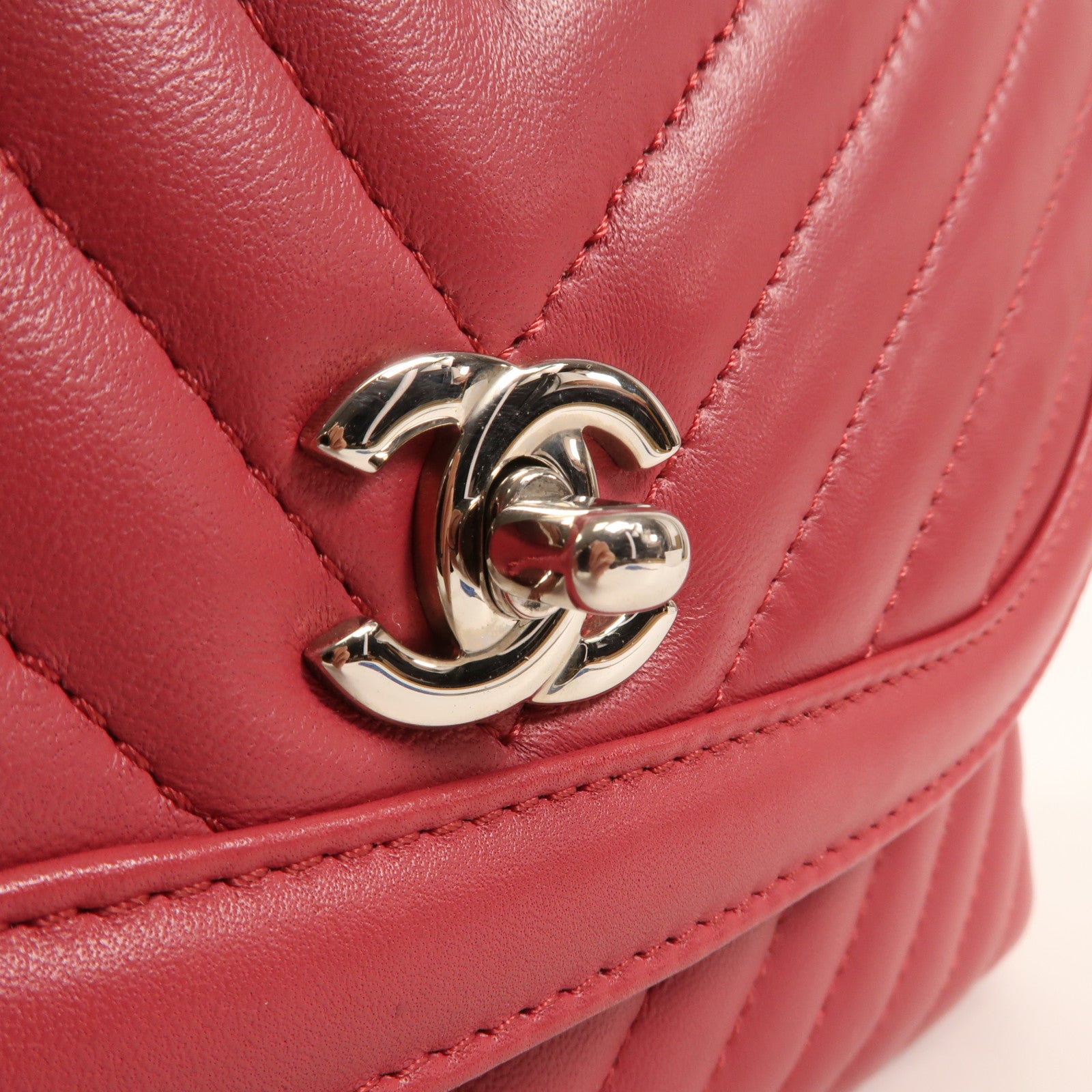 CHANEL 牛皮皮革Chain Shoulder Bag銀扣鏈帶肩背袋