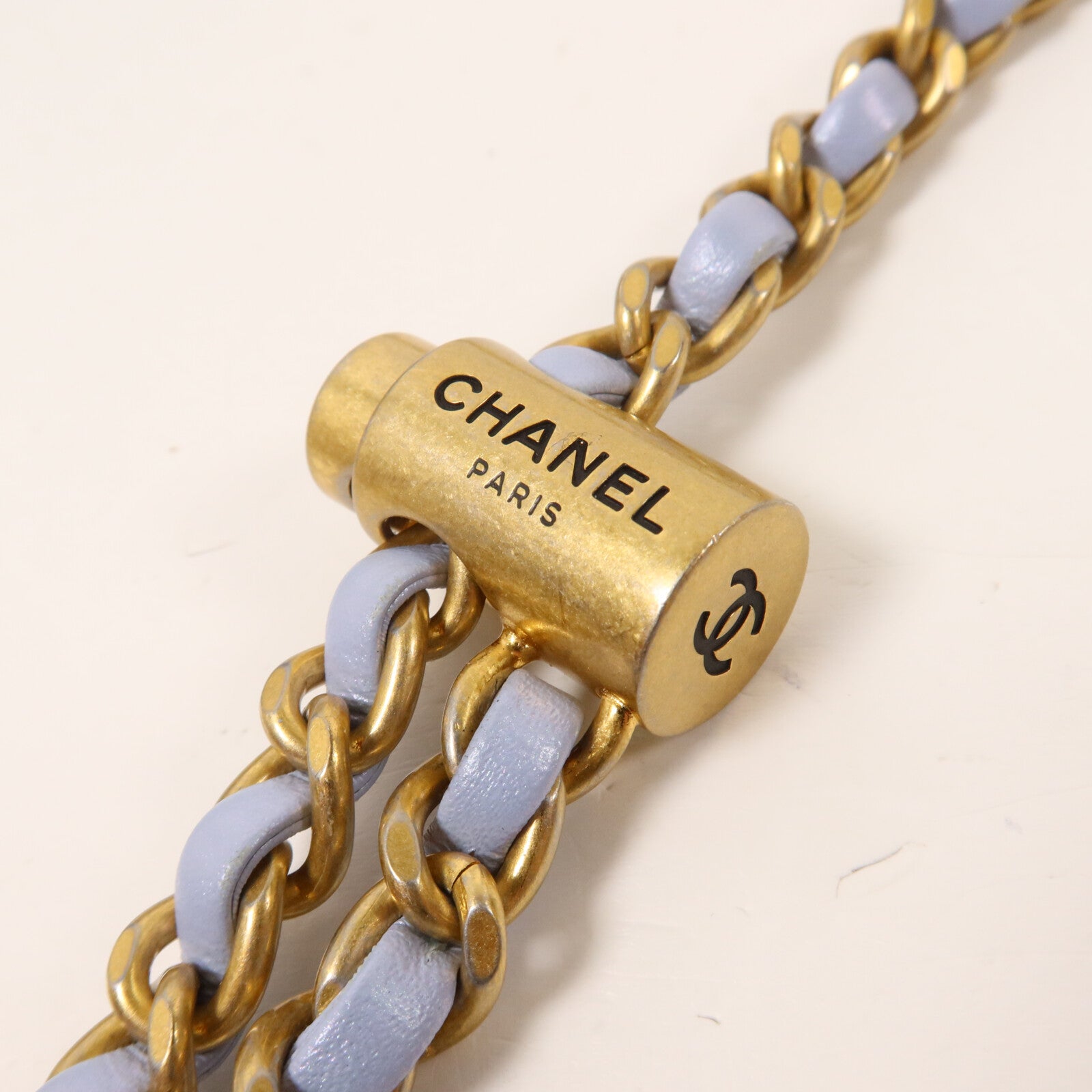 CHANEL 牛皮皮革Mini Camera Bag鏈帶肩背袋