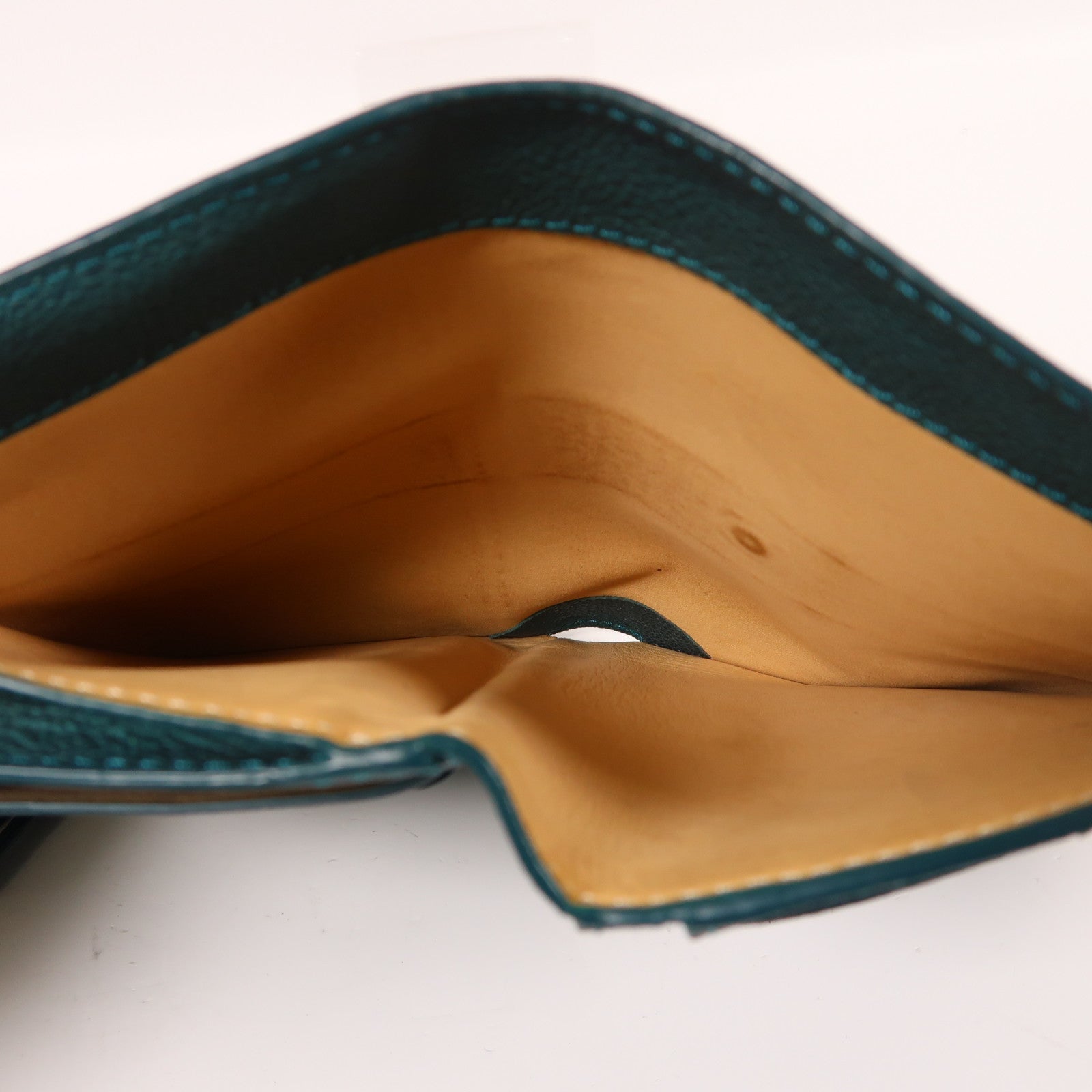 Delvaux 【激減優惠】牛皮皮革Wallet扣錢包綠色