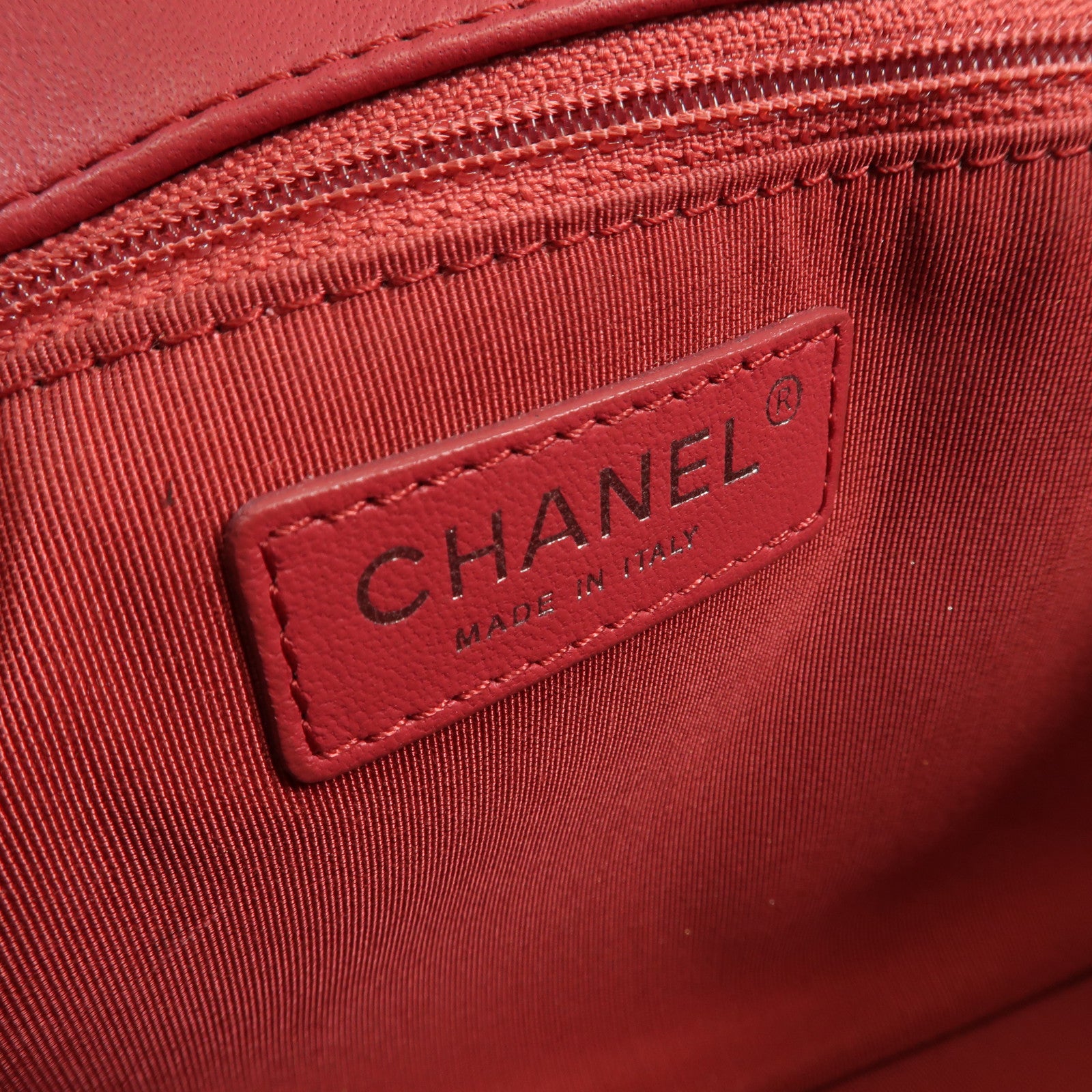 CHANEL 牛皮皮革Chain Shoulder Bag銀扣鏈帶肩背袋