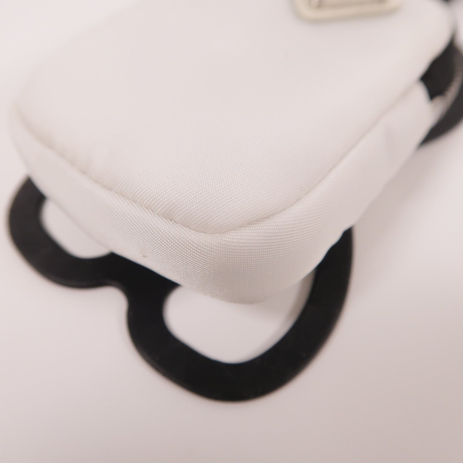 PRADA 尼龍Re-Nylon Smartphone Case手機套