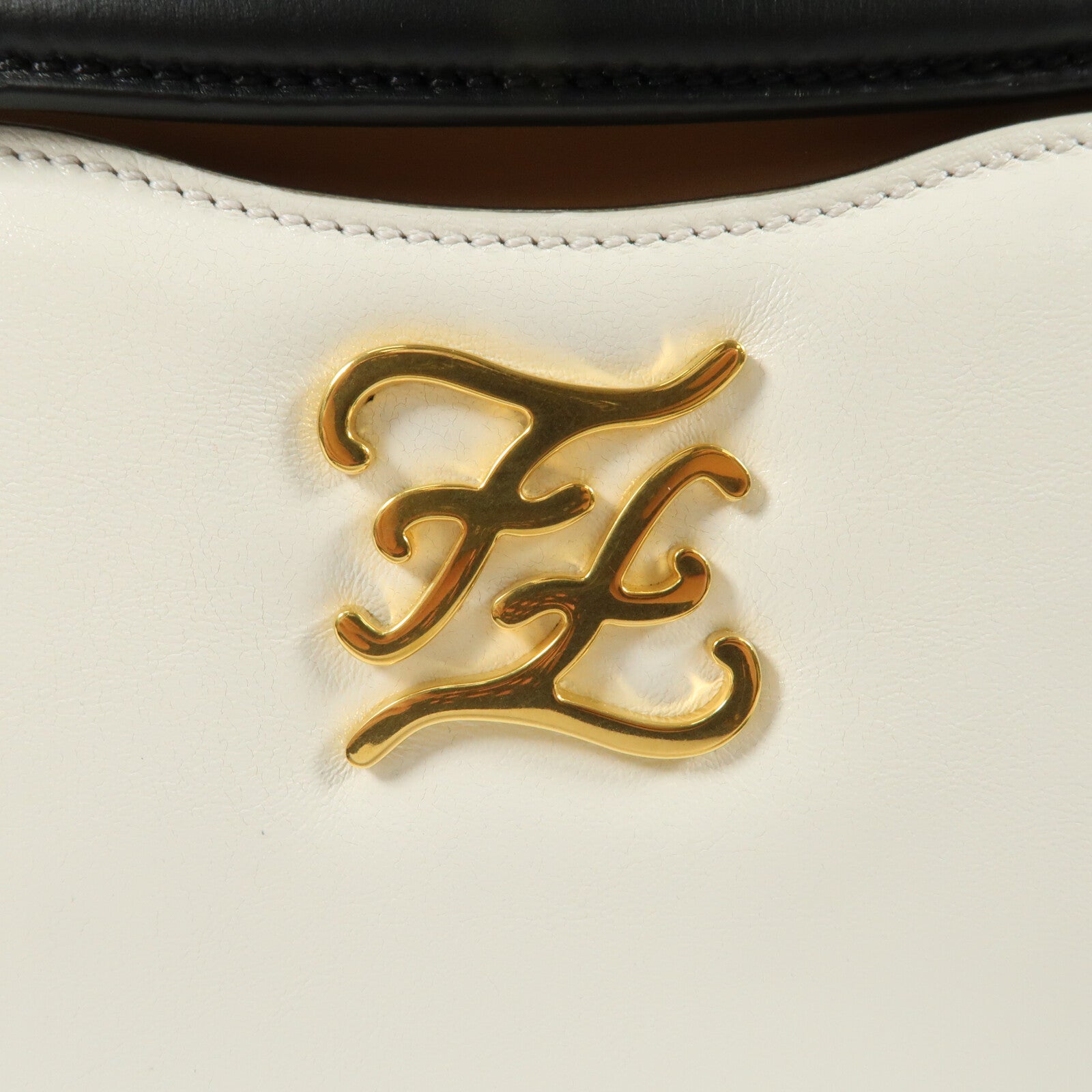 FENDI 牛皮皮革Karligraphy Pocket Shoulder Bag鏈帶肩背袋