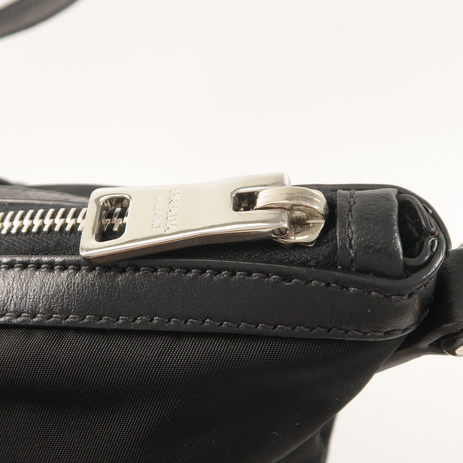 PRADA 尼龍2 Way Shoulder Bag銀扣手挽肩背兩用袋