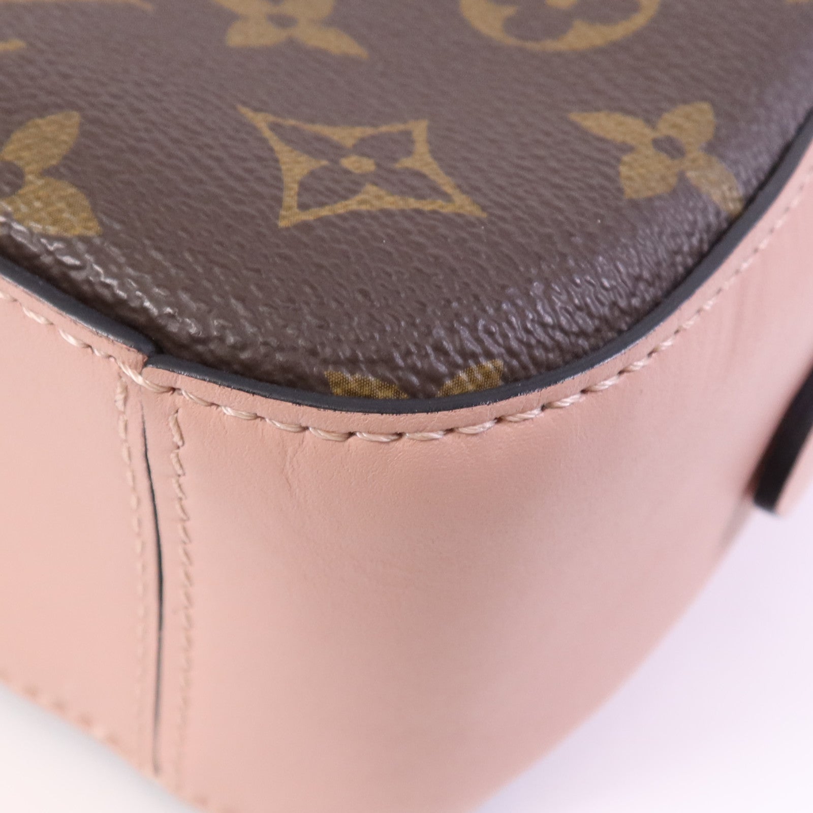 LOUIS VUITTON Monogram Saintonge金扣肩背袋