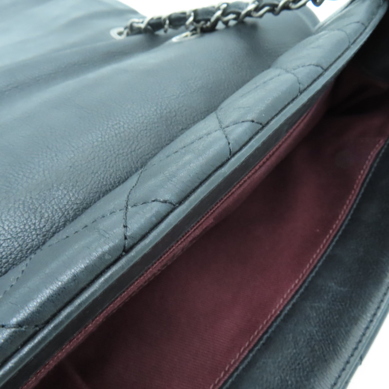 CHANEL 【激減優惠】菱格牛皮皮革Shoulder Bag銀扣肩背袋黑色