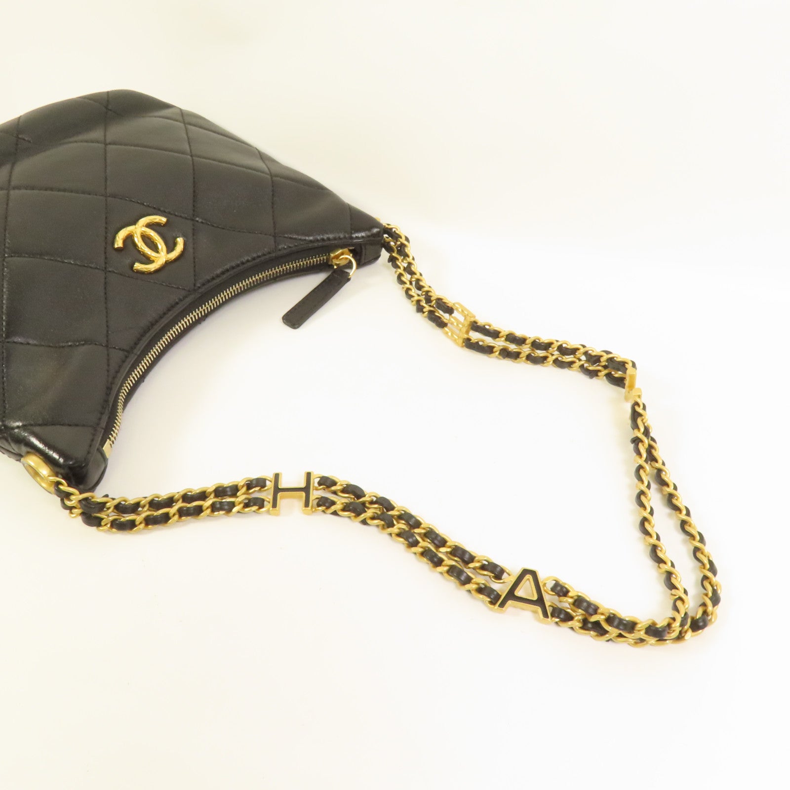 CHANEL 牛皮皮革Hobo金扣肩背袋