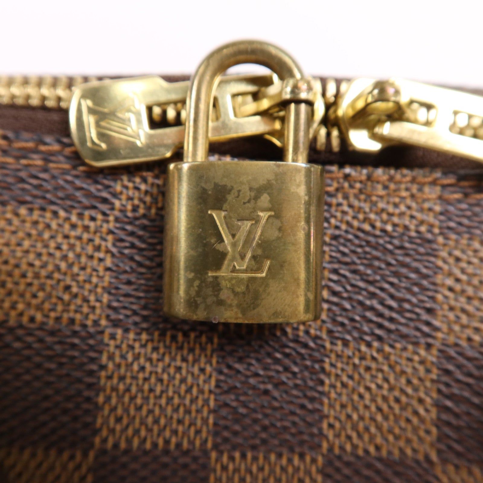 LOUIS VUITTON Damier Alma金扣手挽袋