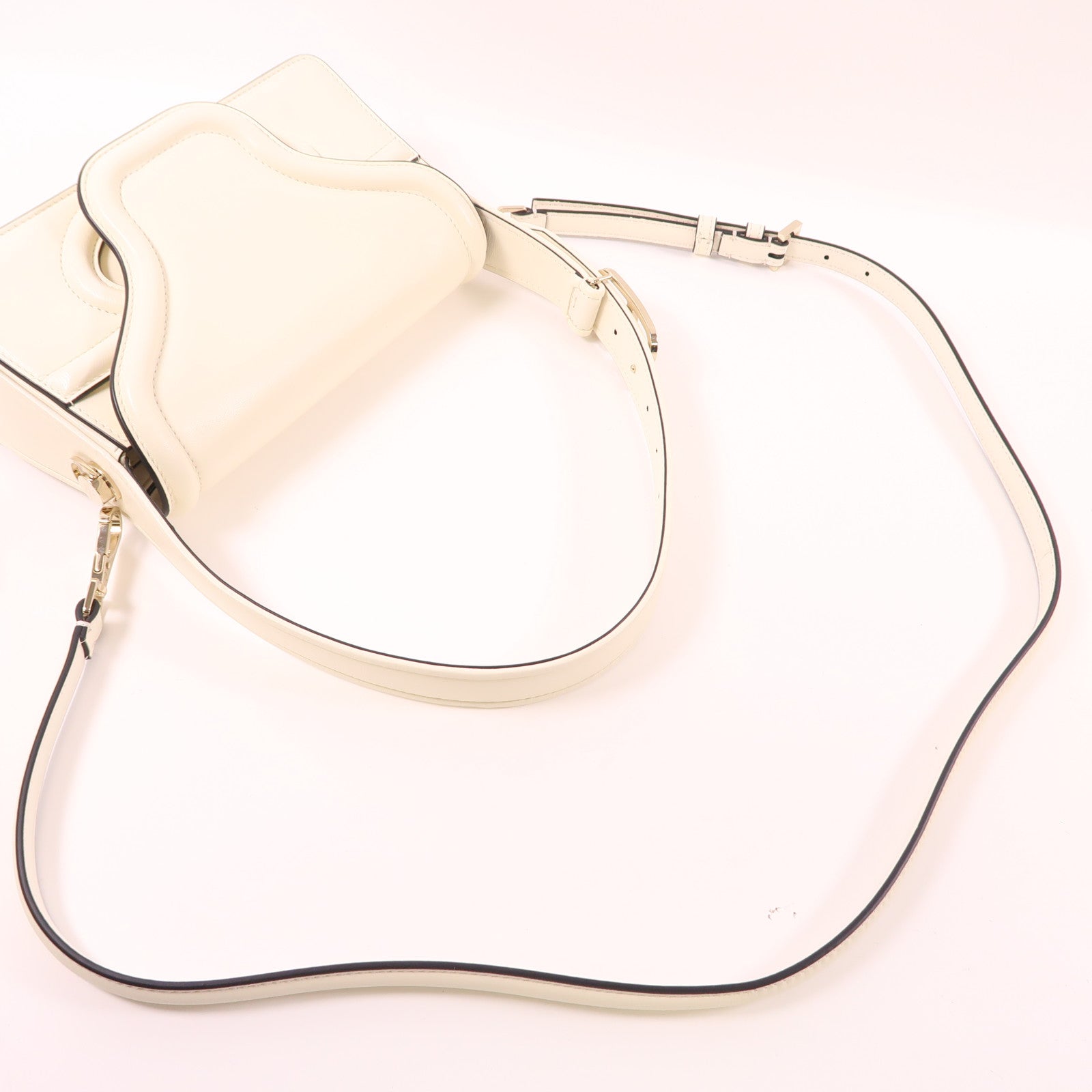 Valentino 牛皮皮革2 Way Shoulder金扣手挽肩背兩用袋