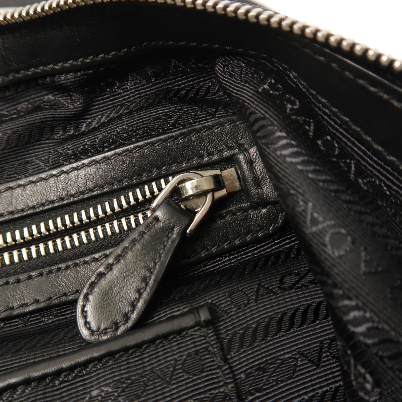 PRADA 尼龍2 Way Shoulder Bag銀扣手挽肩背兩用袋