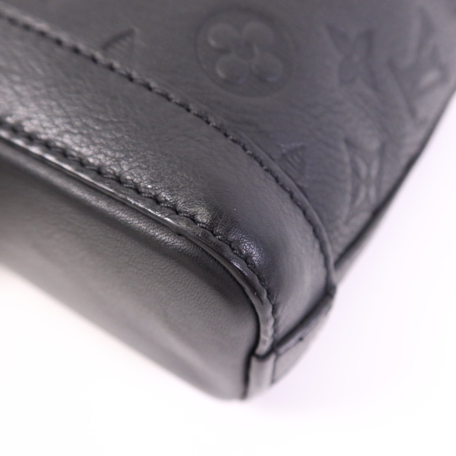 LOUIS VUITTON Monogram Shadow Noe Sling肩背袋