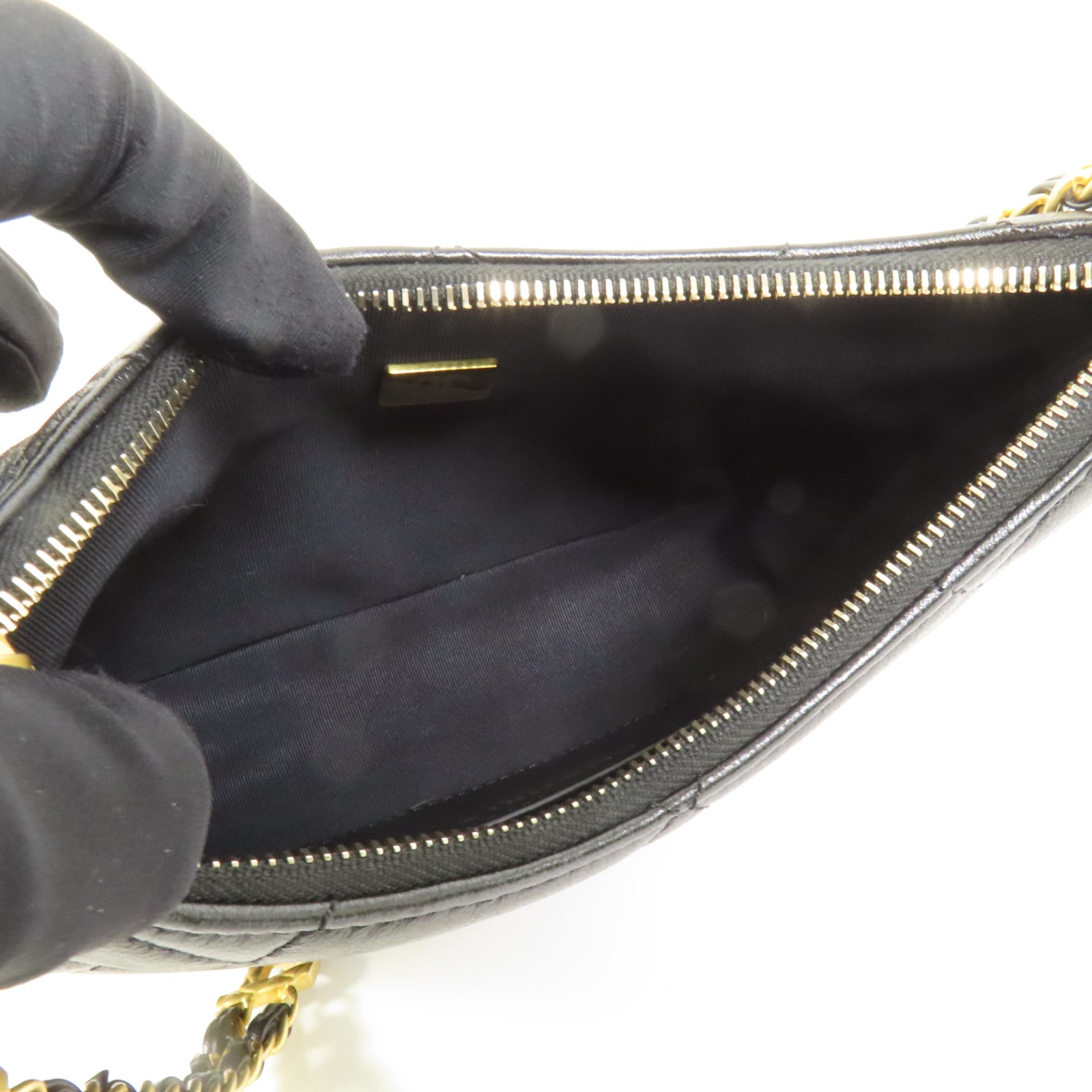 CHANEL 牛皮皮革Hobo金扣肩背袋