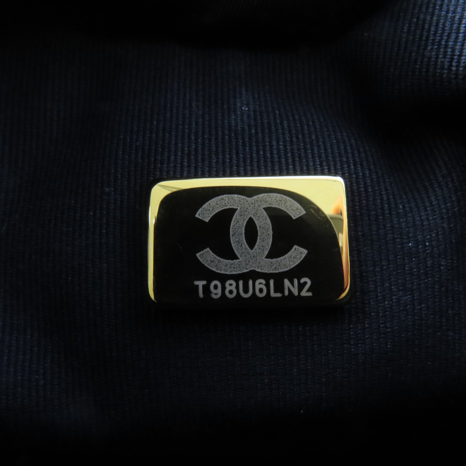 CHANEL 牛皮皮革Hobo金扣肩背袋