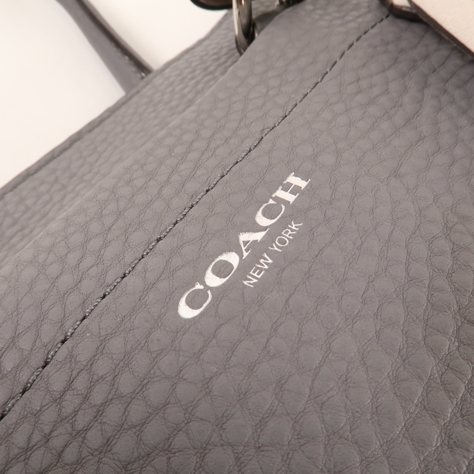 COACH 牛皮皮革Shoulder Bag銀扣肩背袋