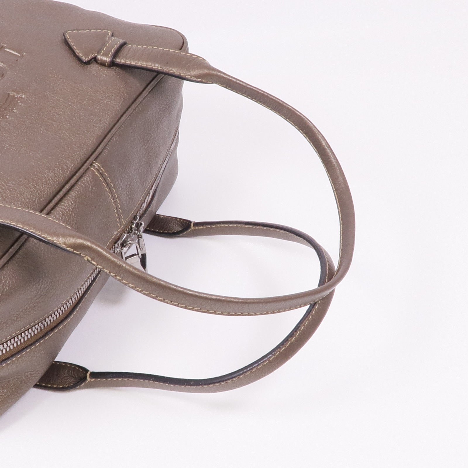 LOEWE 牛皮皮革Handbag銀扣手挽袋