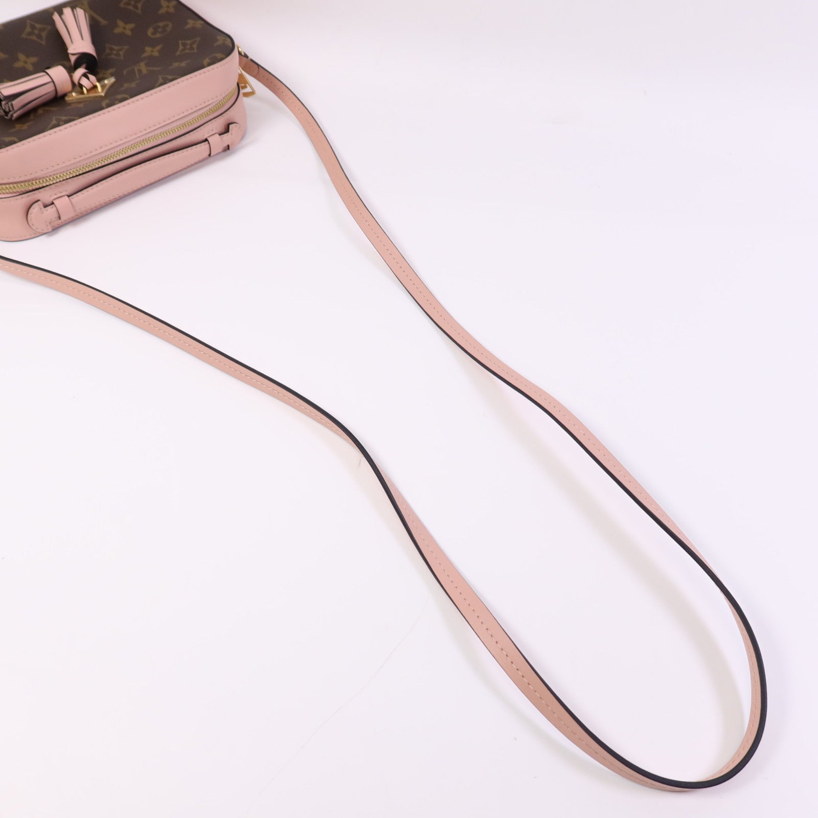 LOUIS VUITTON Monogram Saintonge金扣肩背袋