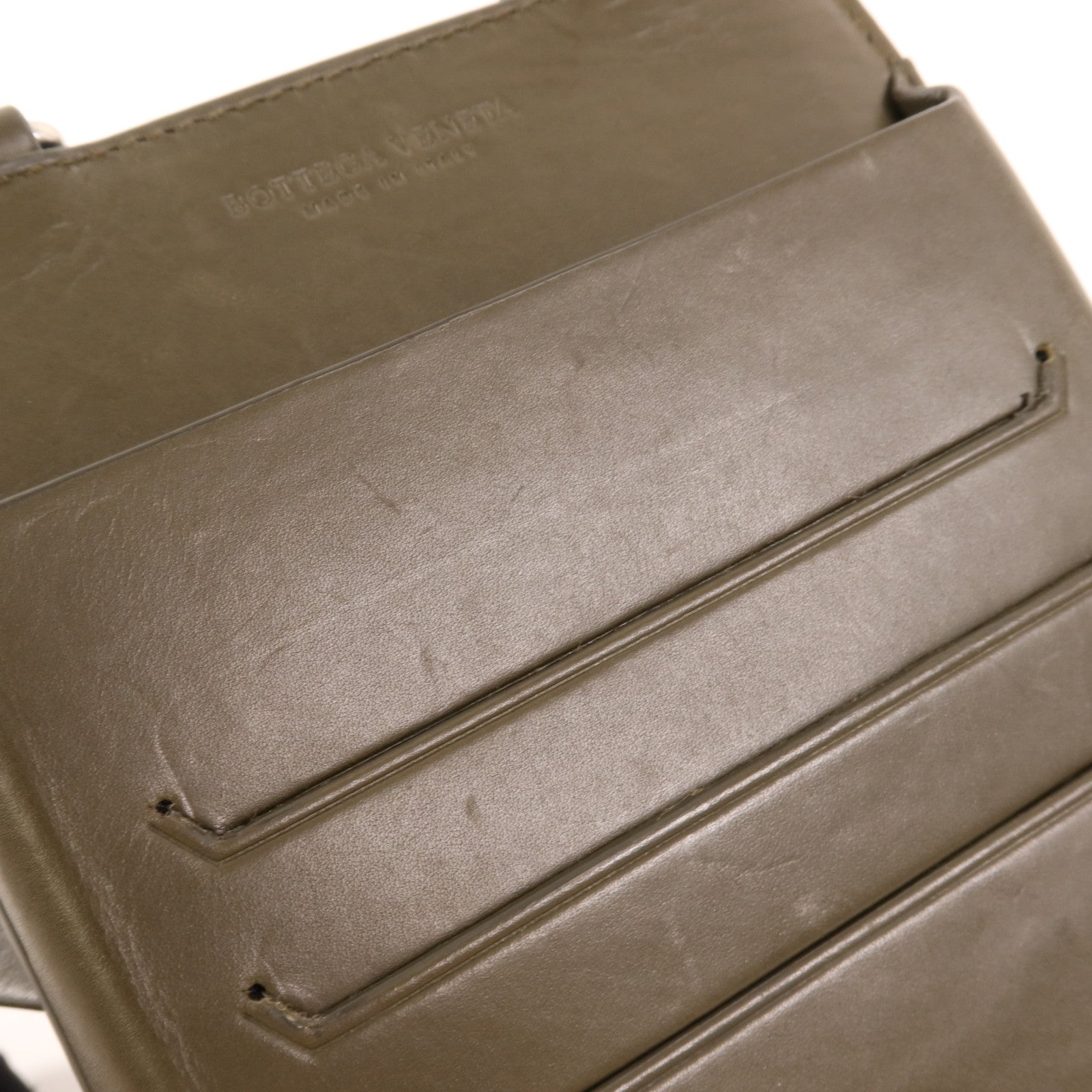 BOTTEGA VENETA 皮革Phone Bag銀扣肩背袋