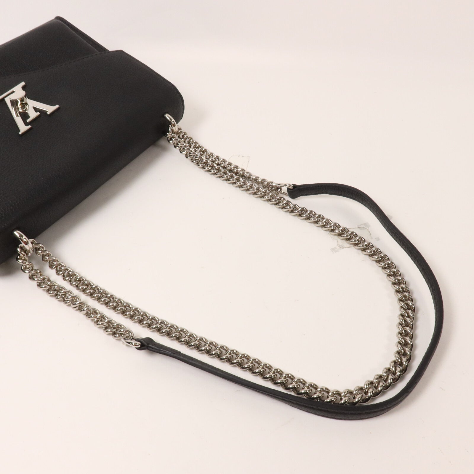 LOUIS VUITTON 牛皮皮革Mylockme鏈帶肩背袋