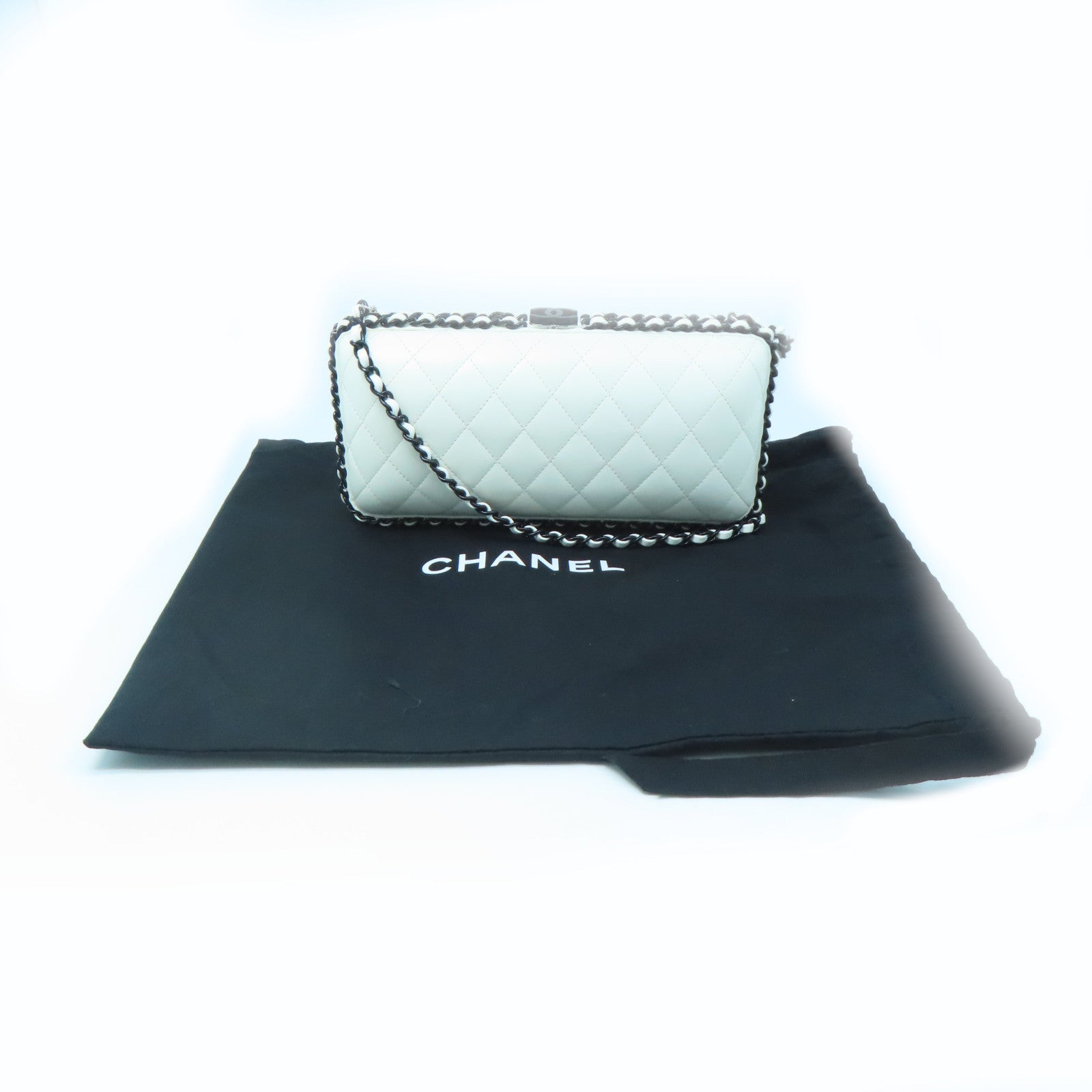 CHANEL Cowhide Leather Chain Shoulder Silver Buckle Chain Belt Shoulder Bag White