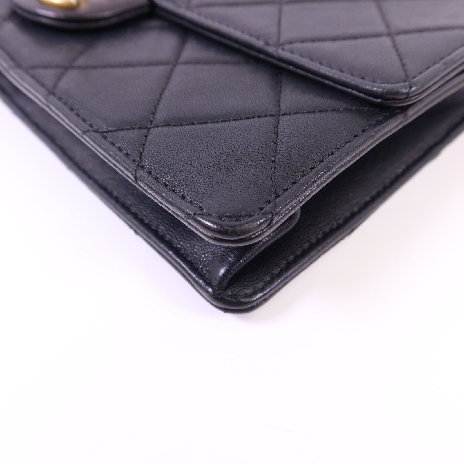 CHANEL 牛皮皮革Shoulder Bag金扣鏈帶肩背袋