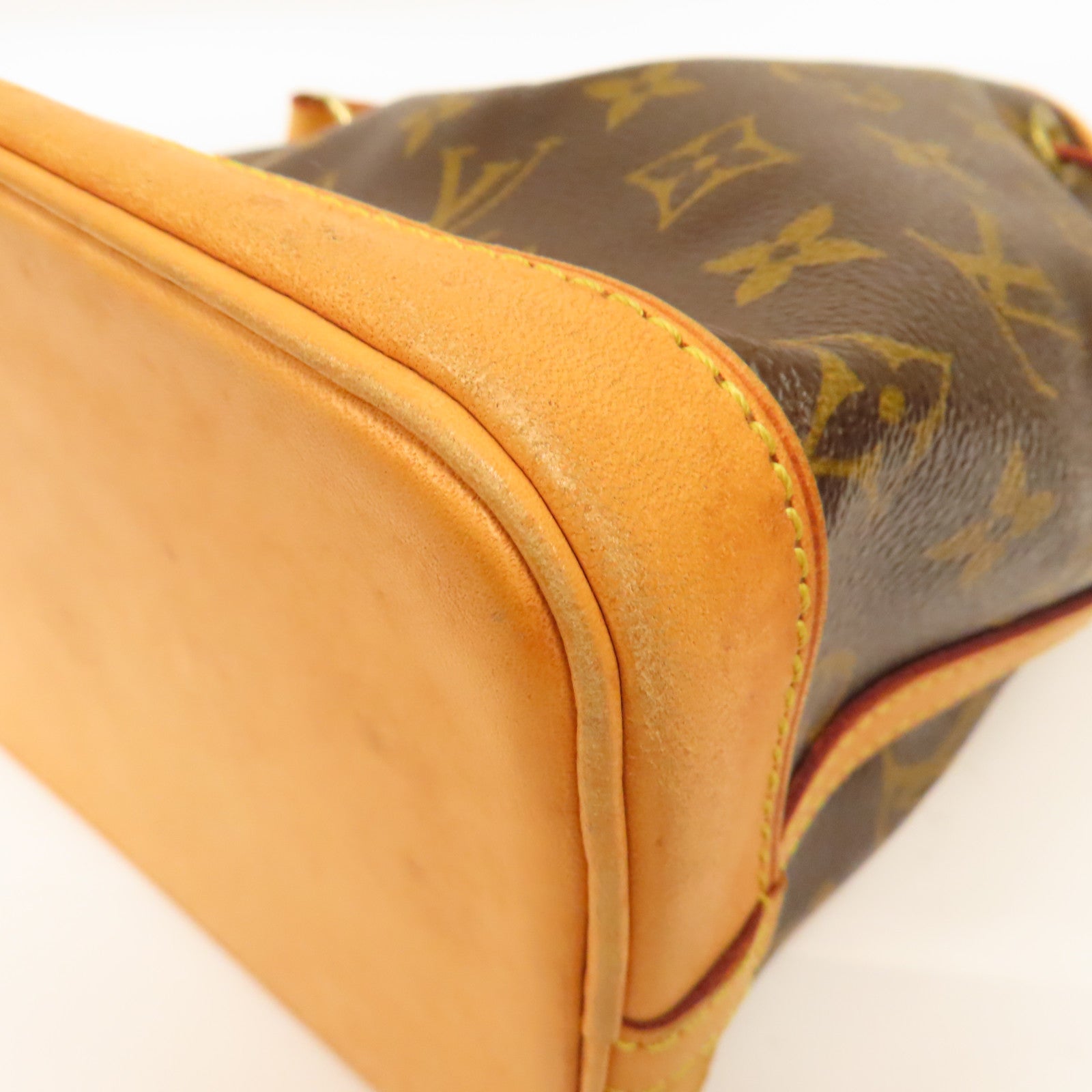 LOUIS VUITTON Monogram Mini Noe金扣手挽袋啡色