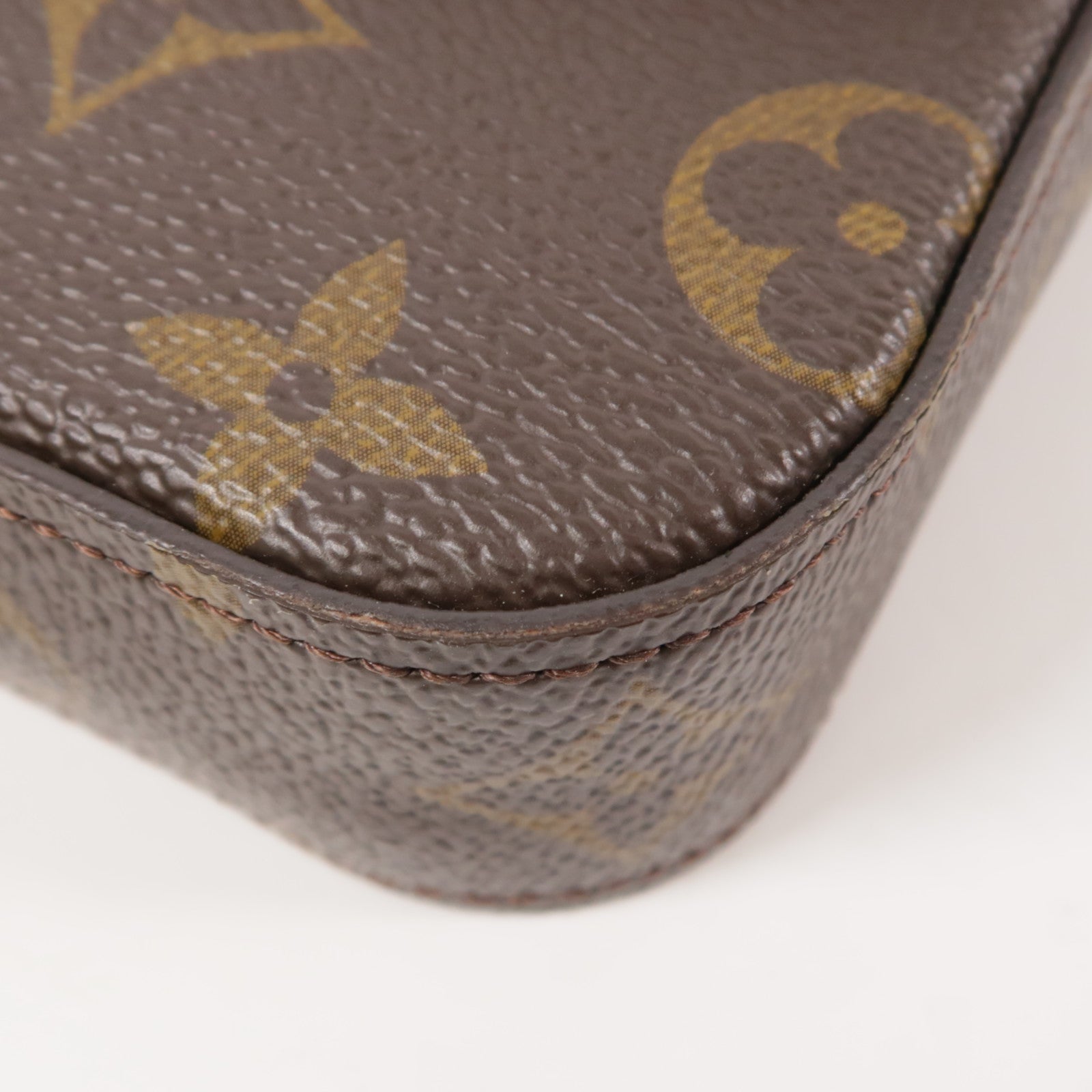 LOUIS VUITTON LV GHW Felicie Strap & Go Shoulder Bag M80091 Monogram Brown