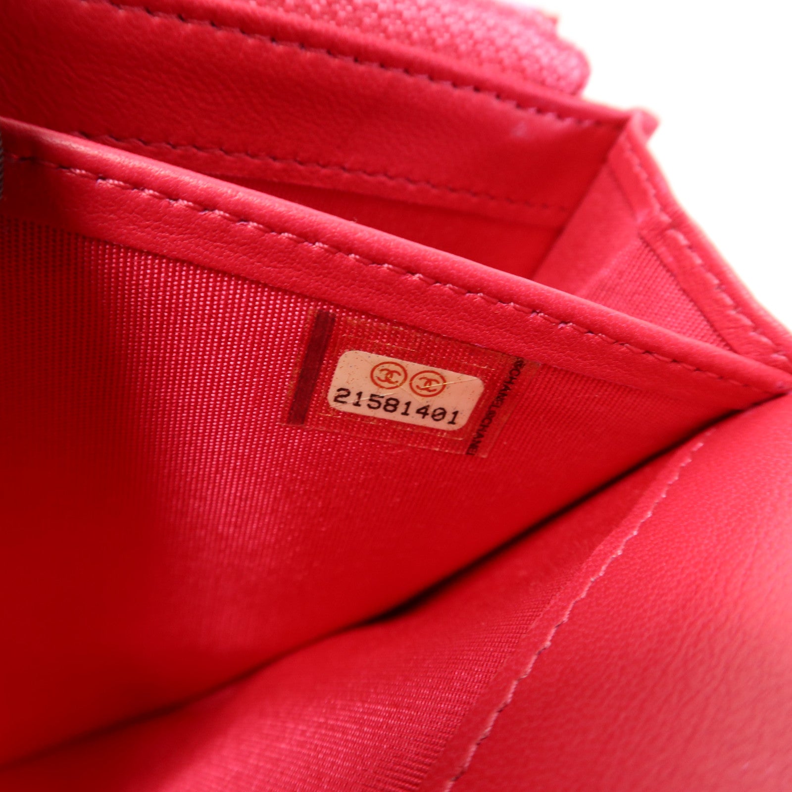 CHANEL 天鵝絨Boy WOC Wallet On Chain銀扣肩背袋