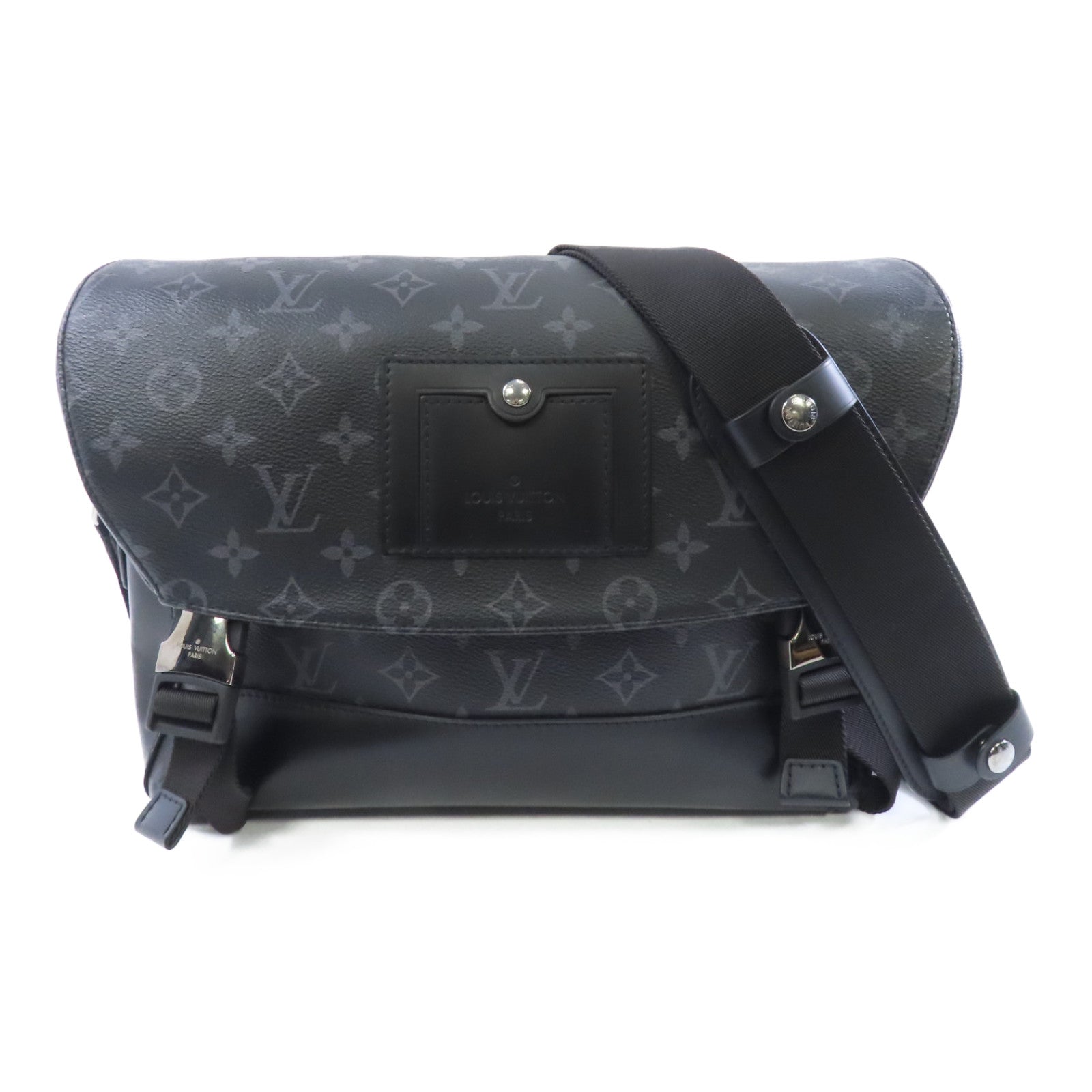 LOUIS VUITTON Monogram Eclipse Messenger PM Voyager銀扣肩背袋黑色