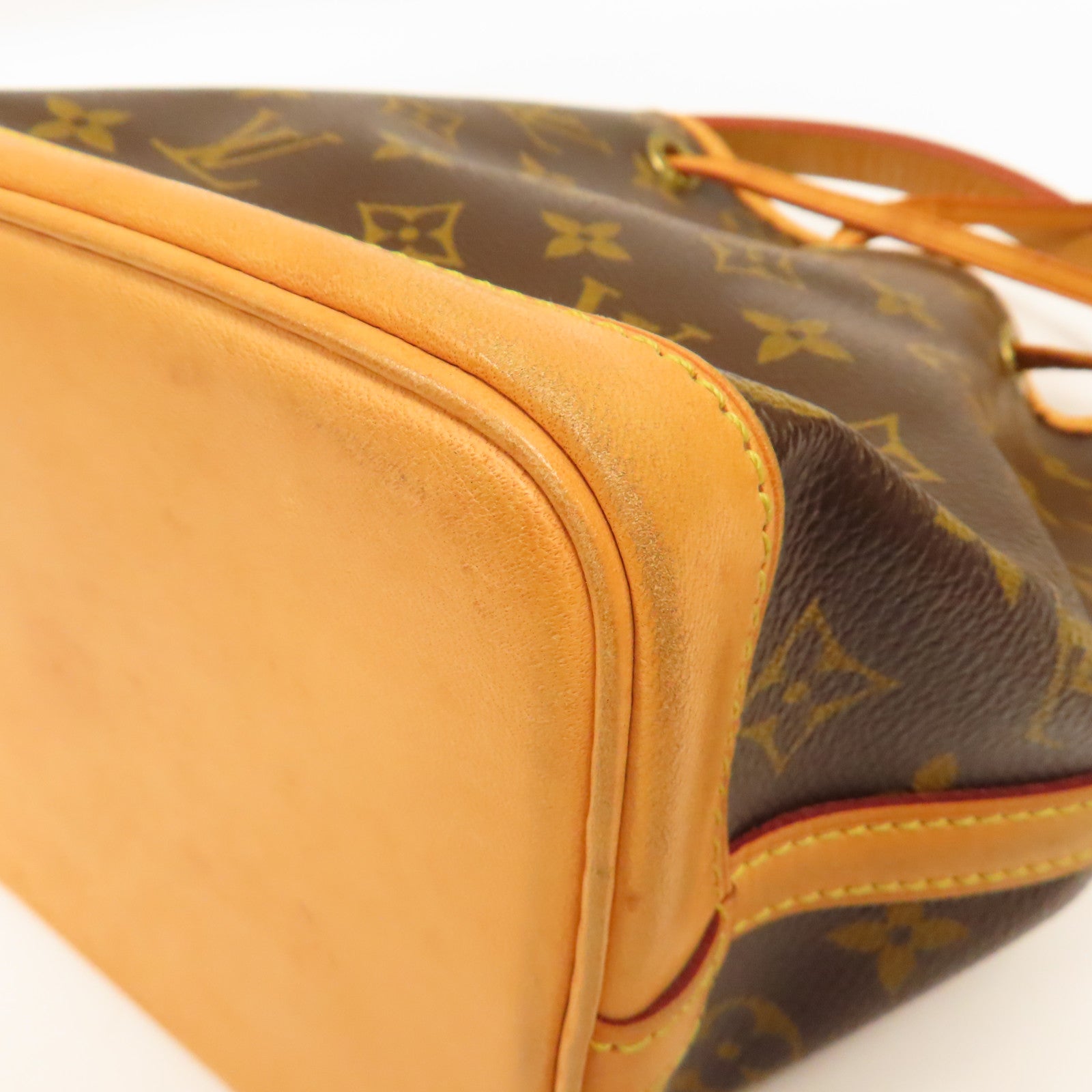 LOUIS VUITTON Monogram Mini Noe金扣手挽袋啡色