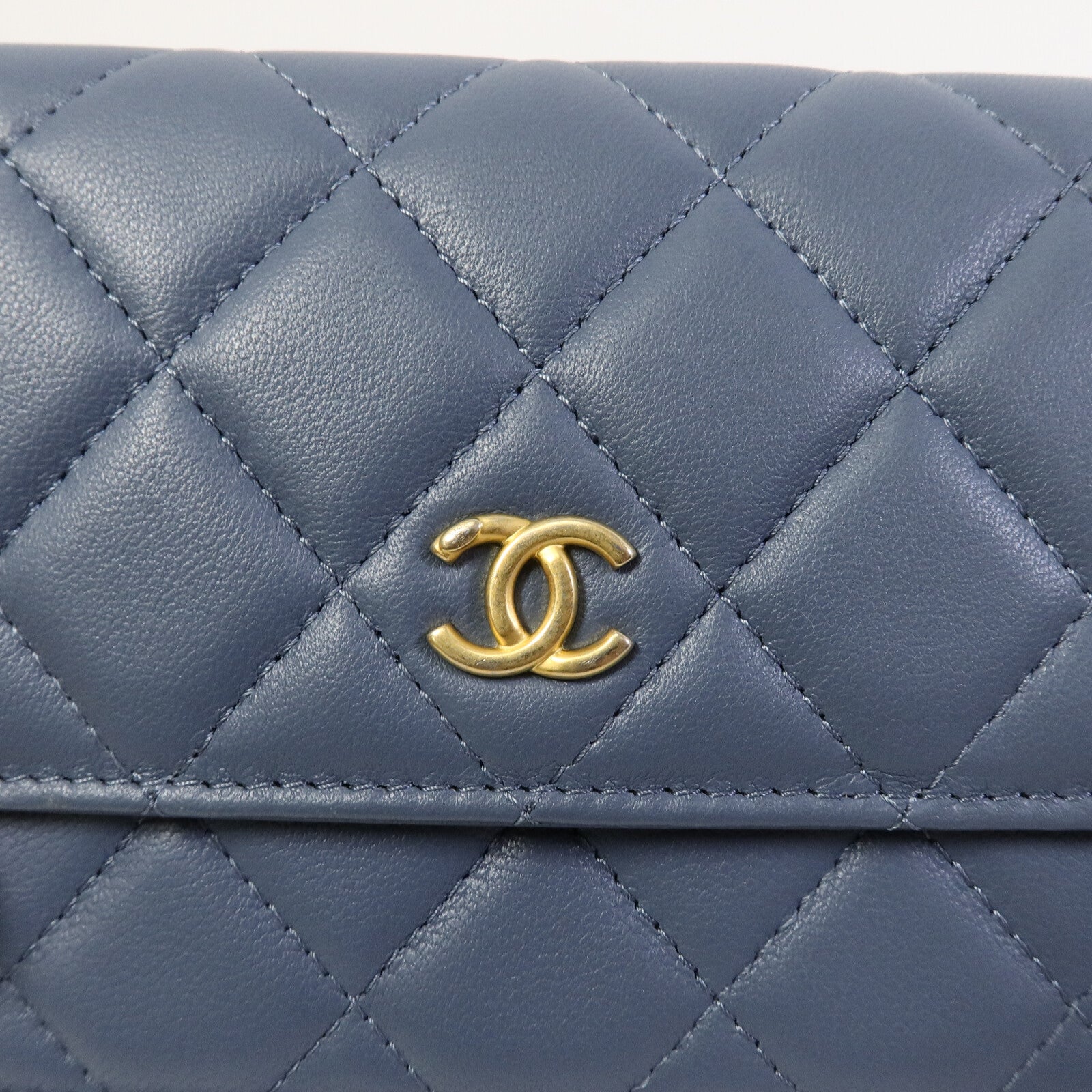 CHANEL 羊皮皮革Chain Shoulder W Gold Ball鏈帶肩背袋
