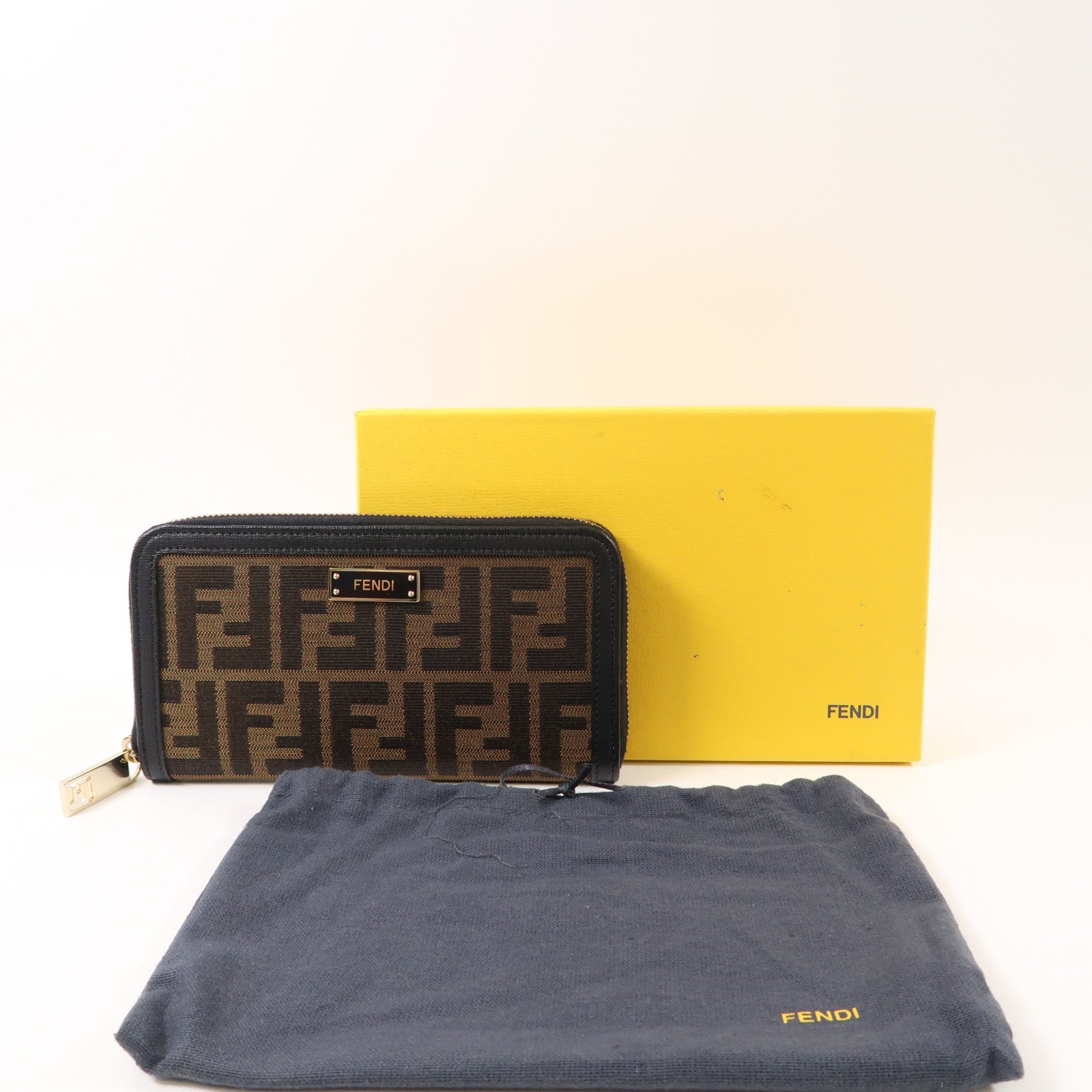 FENDI 帆布Long Round Zipper Wallet金扣長錢包啡色/黑色