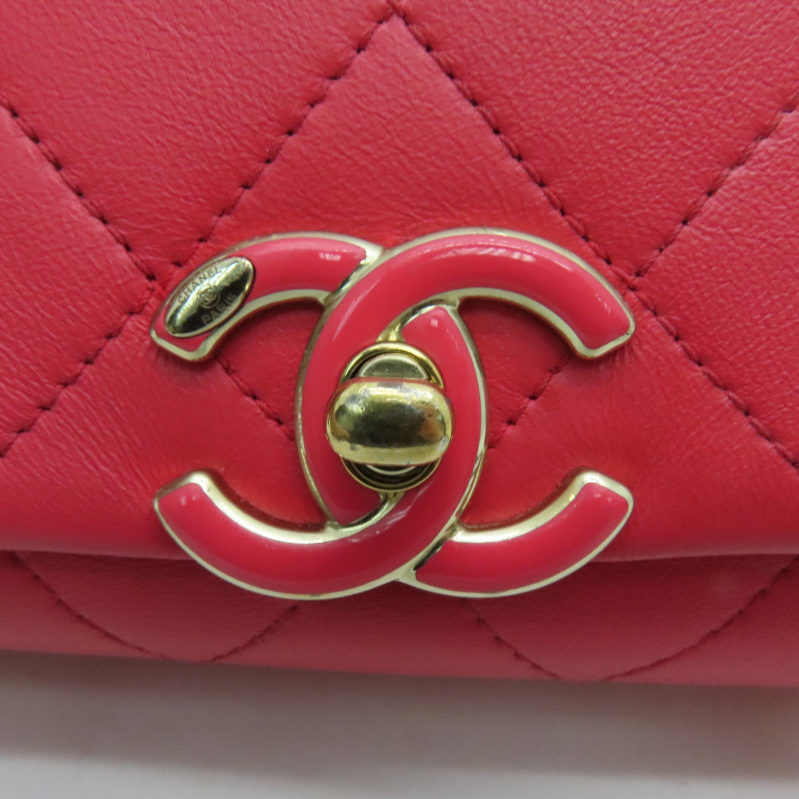 CHANEL 菱格牛皮皮革Chain Shoulder金扣肩背袋红色