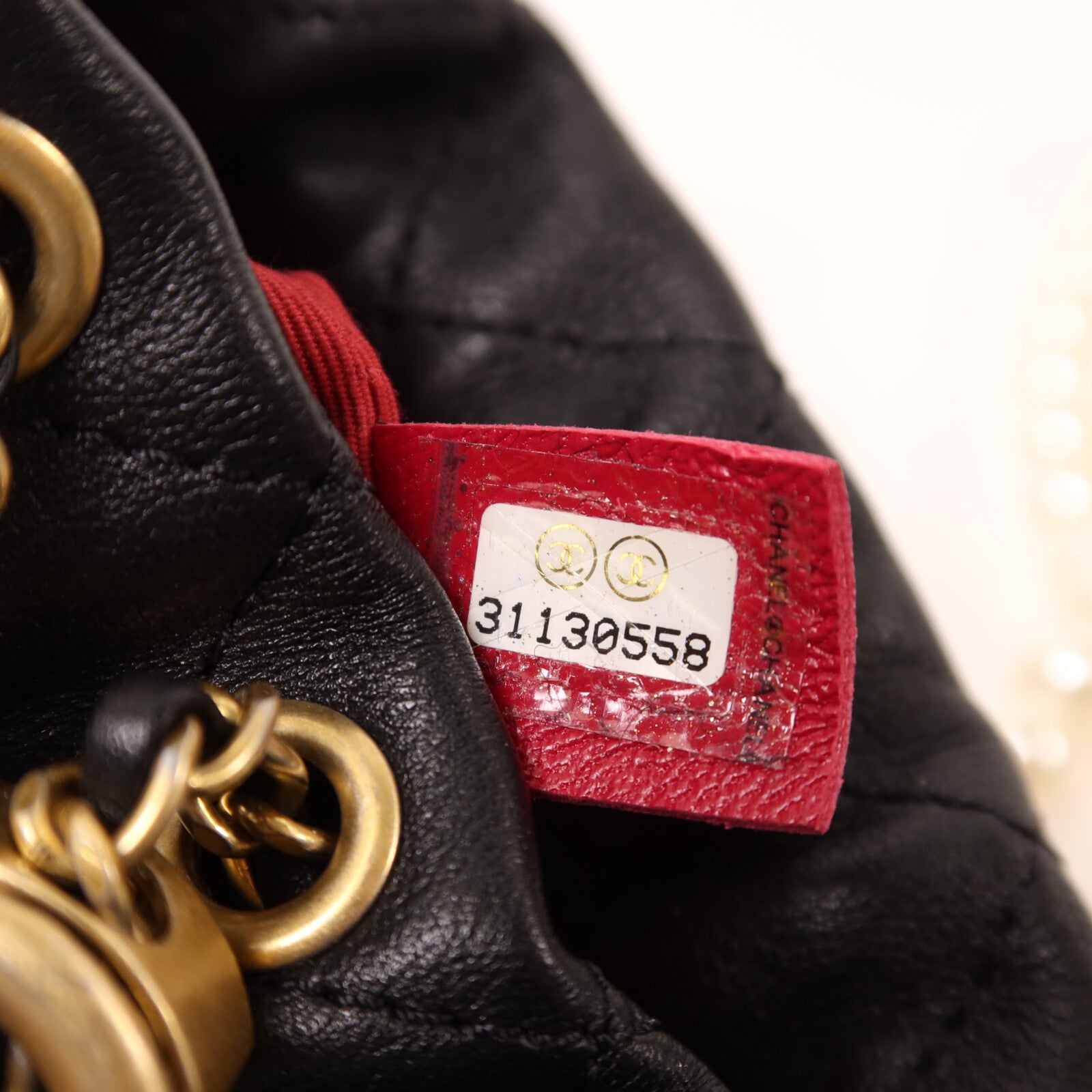 CHANEL 牛皮皮革Mini Pearl Bucket Bag金扣肩背袋