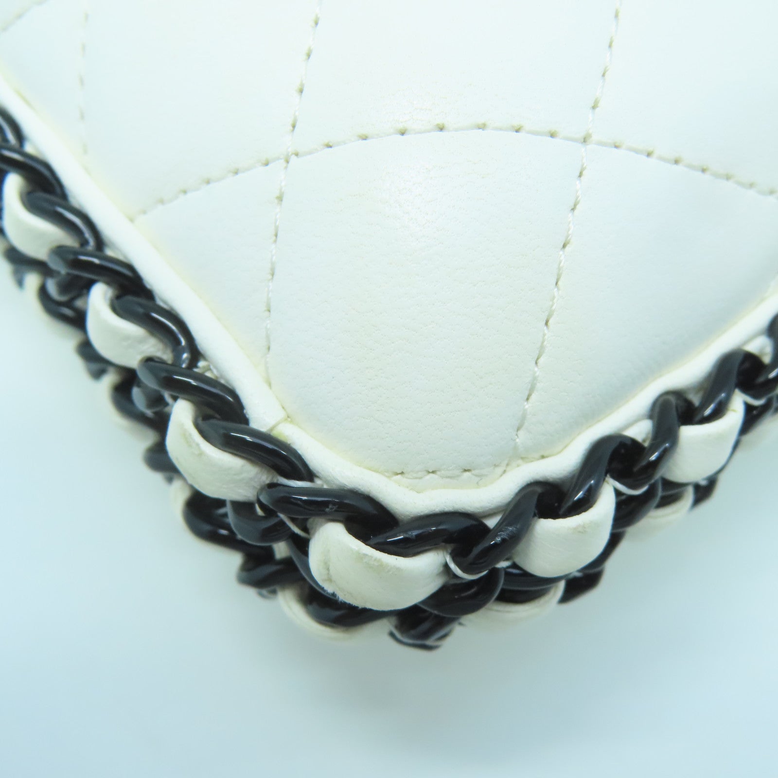 CHANEL Cowhide Leather Chain Shoulder Silver Buckle Chain Belt Shoulder Bag White