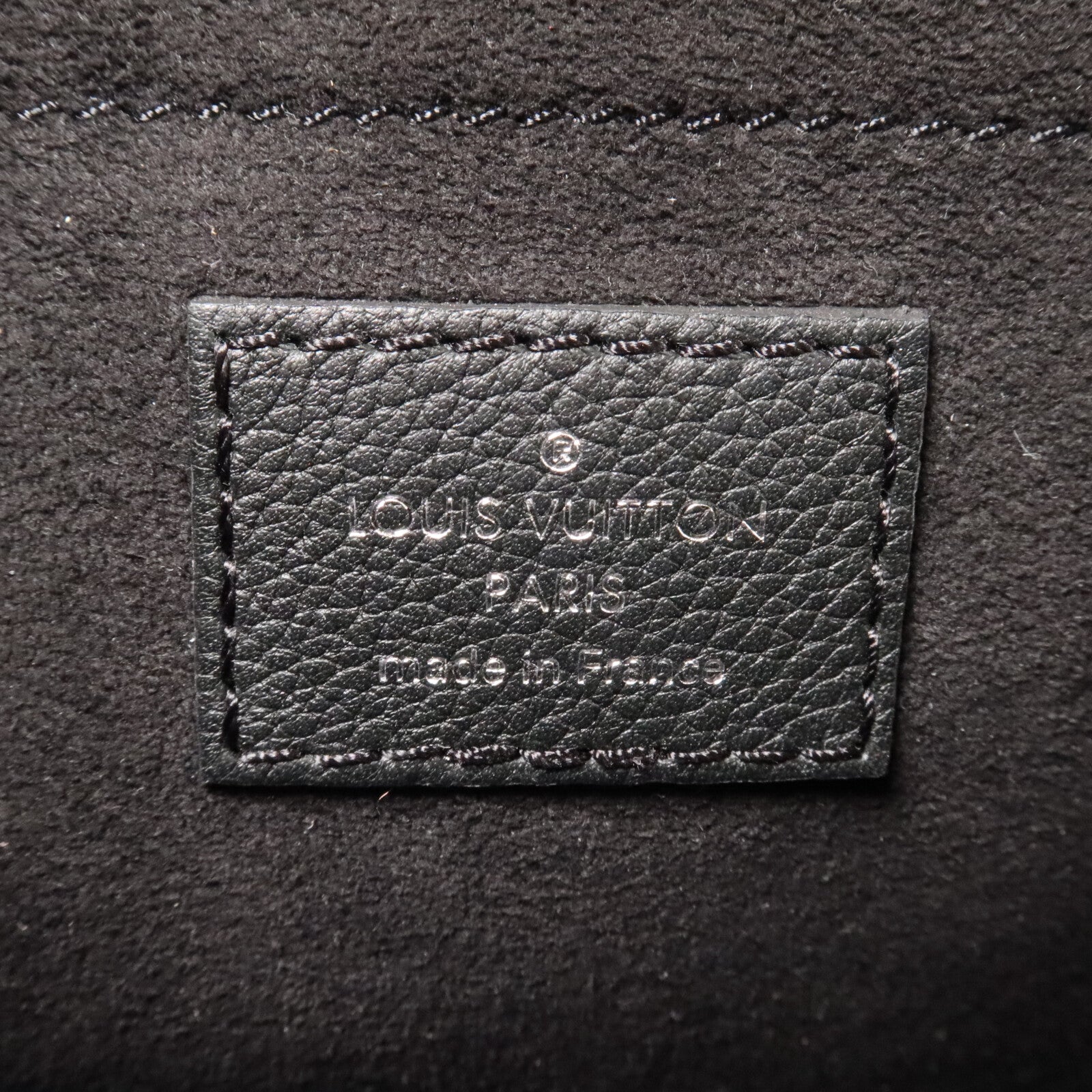 LOUIS VUITTON 牛皮皮革Mylockme鏈帶肩背袋