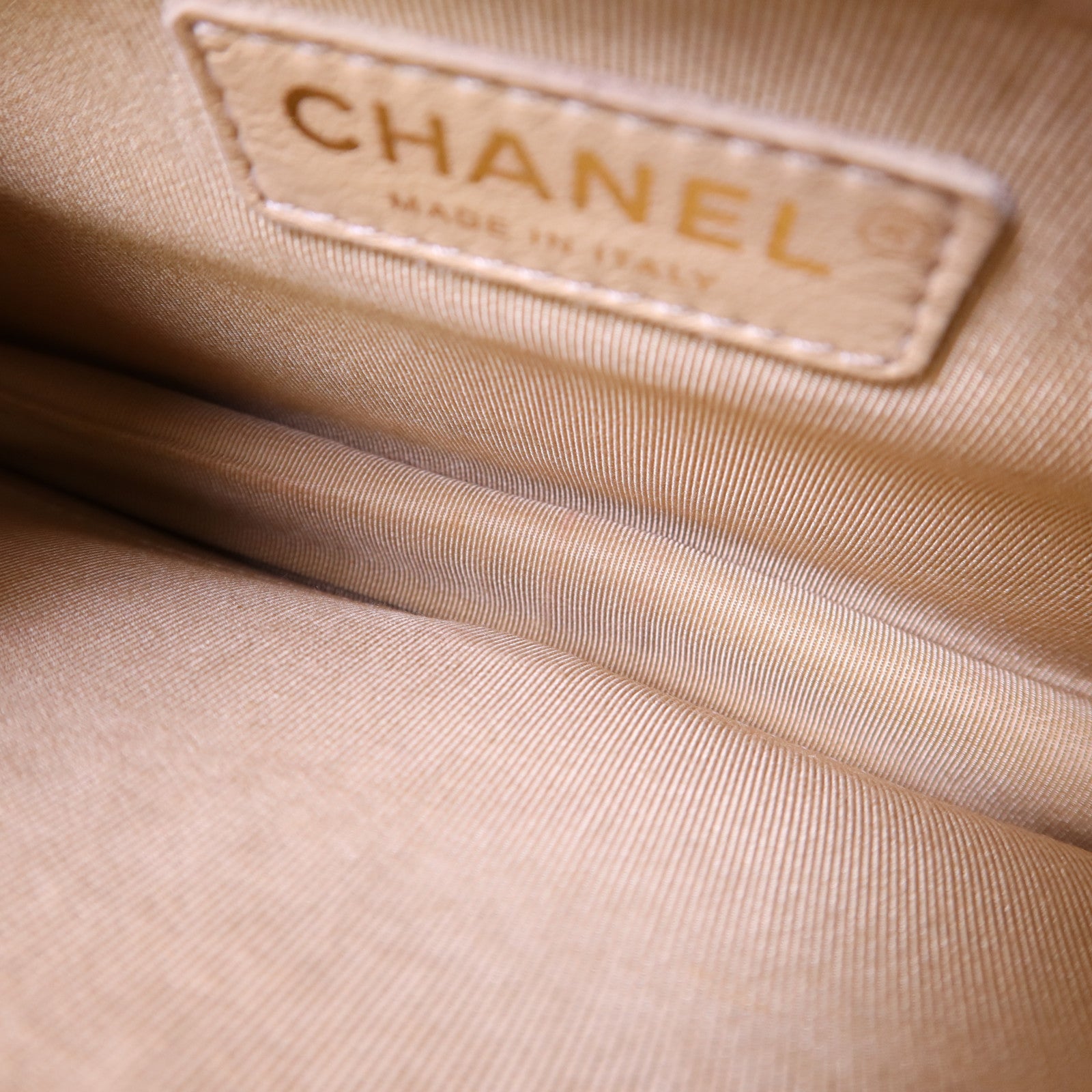 CHANEL 牛皮皮革Shoulder Bag金扣鏈帶肩背袋