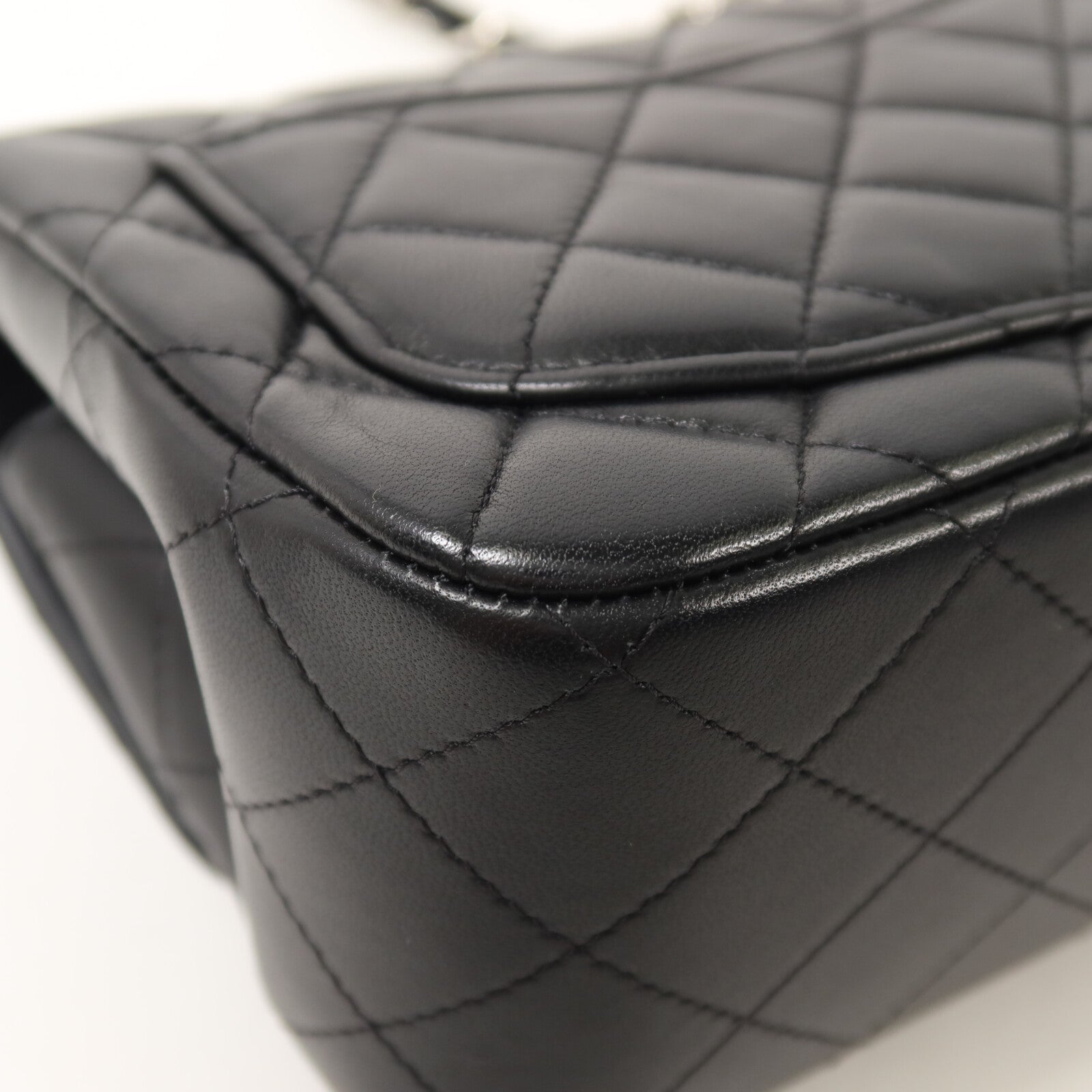 CHANEL 羊皮皮革Mini Classic 17鏈帶肩背袋