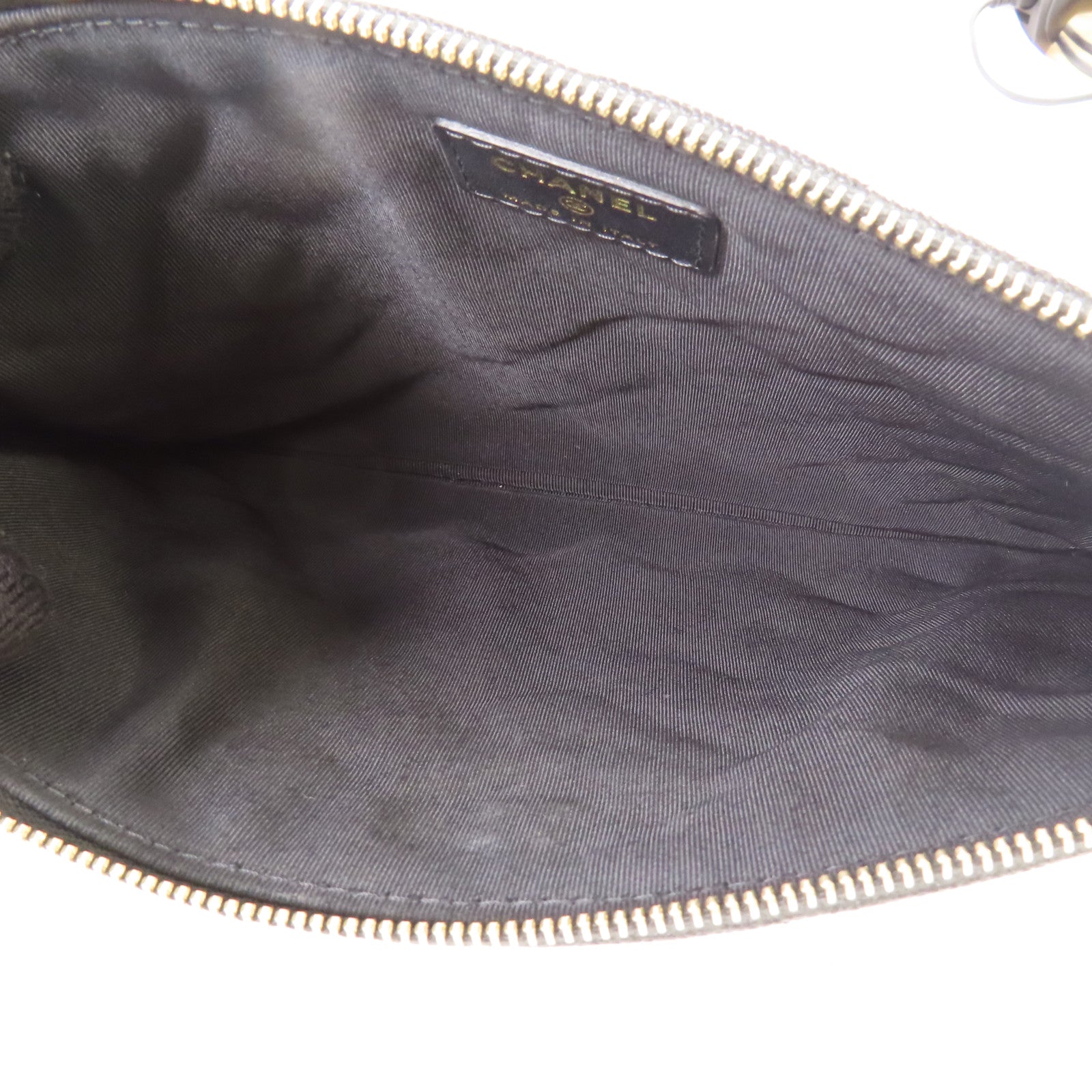 CHANEL 牛皮皮革Pouch/Clutch金扣手拿包
