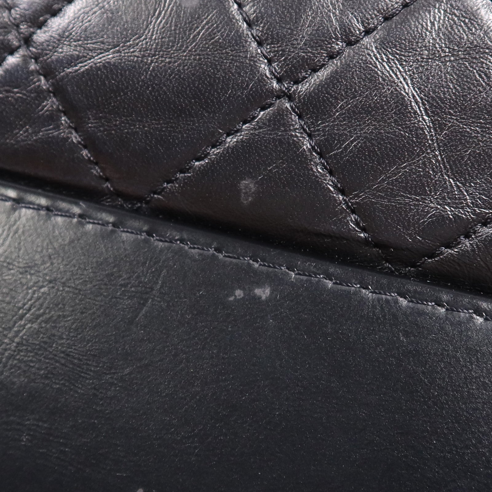 CHANEL 牛皮皮革Gabrielle Medium鏈帶肩背袋