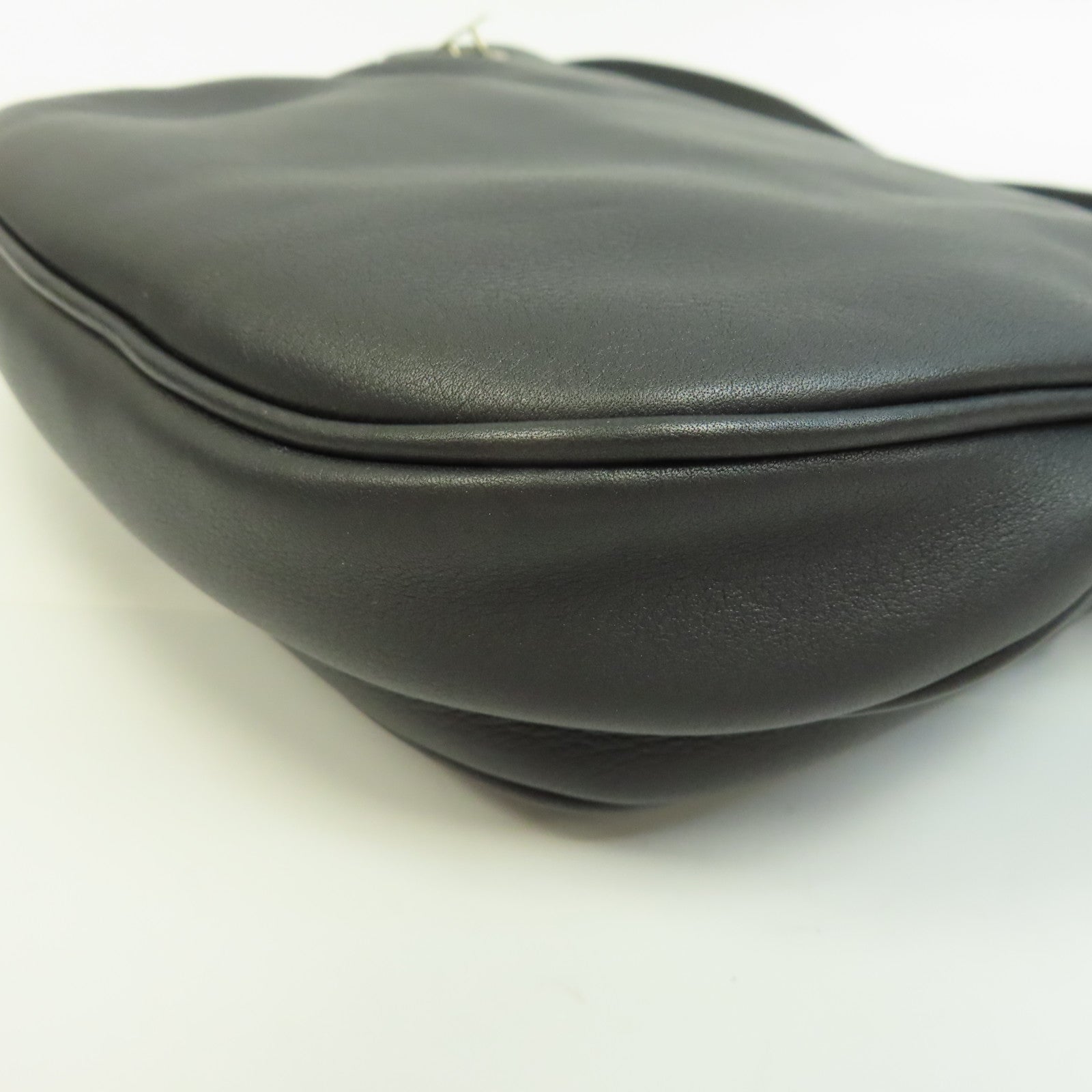 CHANEL 菱格牛皮皮革Waist Bag金釦鏈帶肩背袋黑色