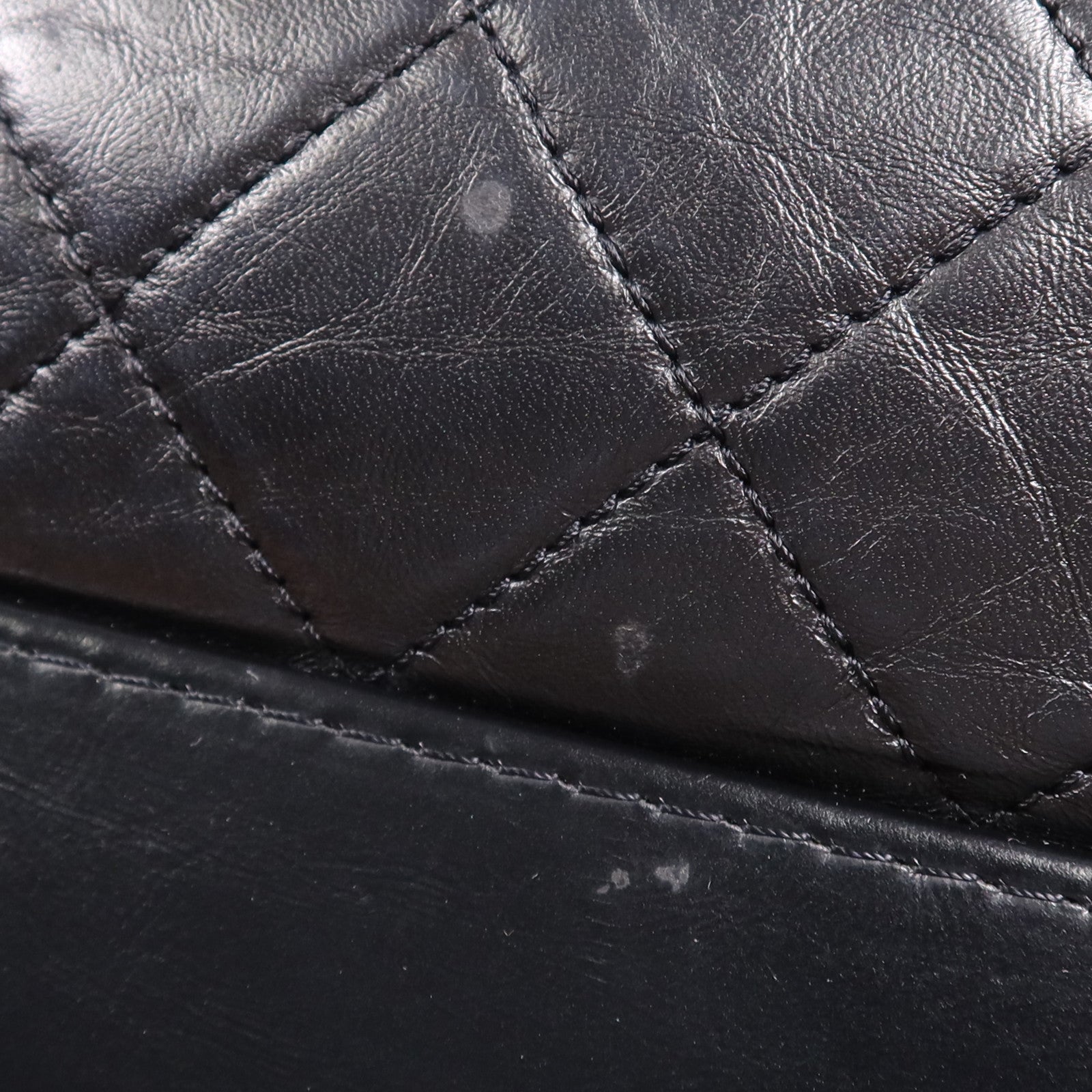 CHANEL 牛皮皮革Gabrielle Medium鏈帶肩背袋