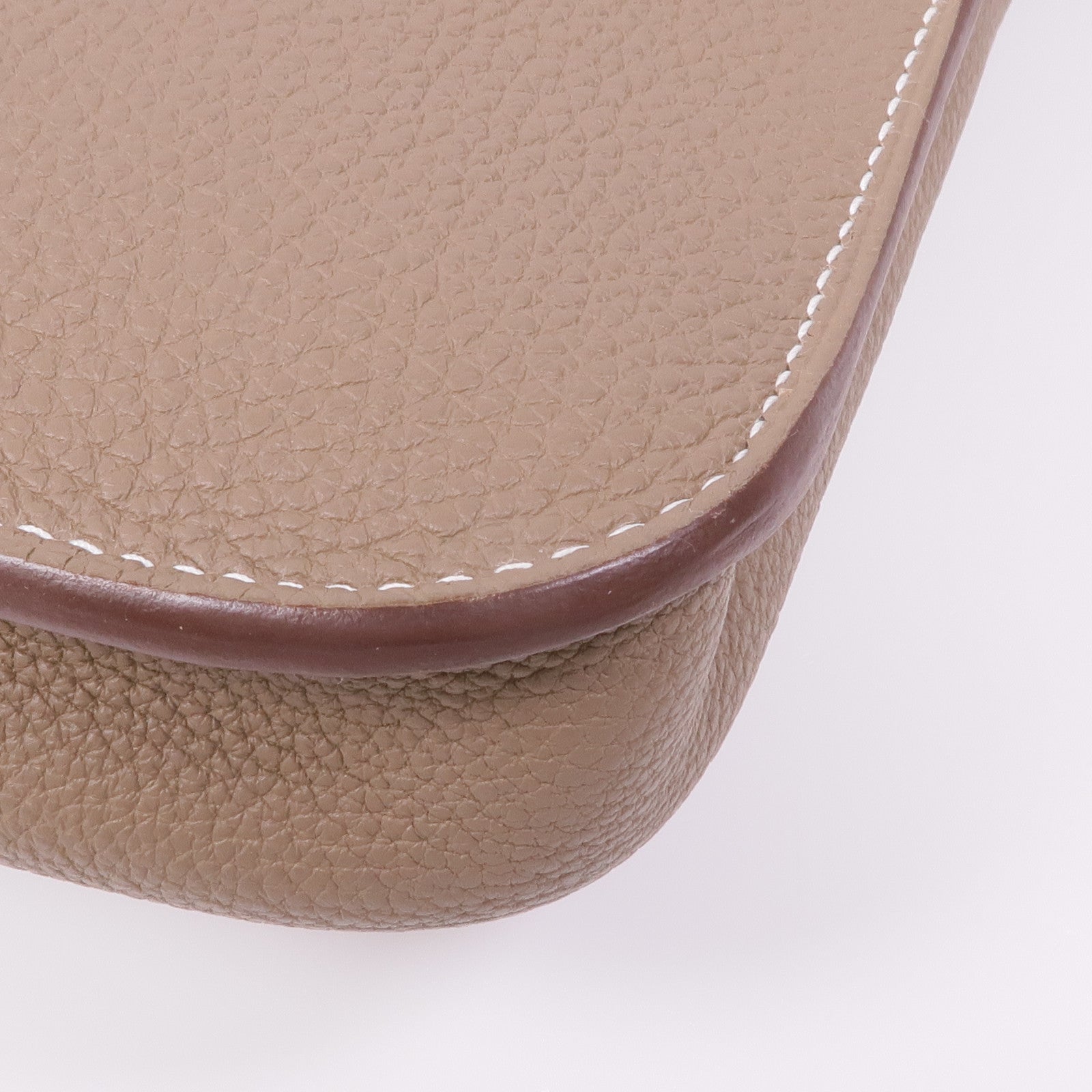 HERMES Togo皮革Steve Light Junior銀扣肩背袋Etoupe